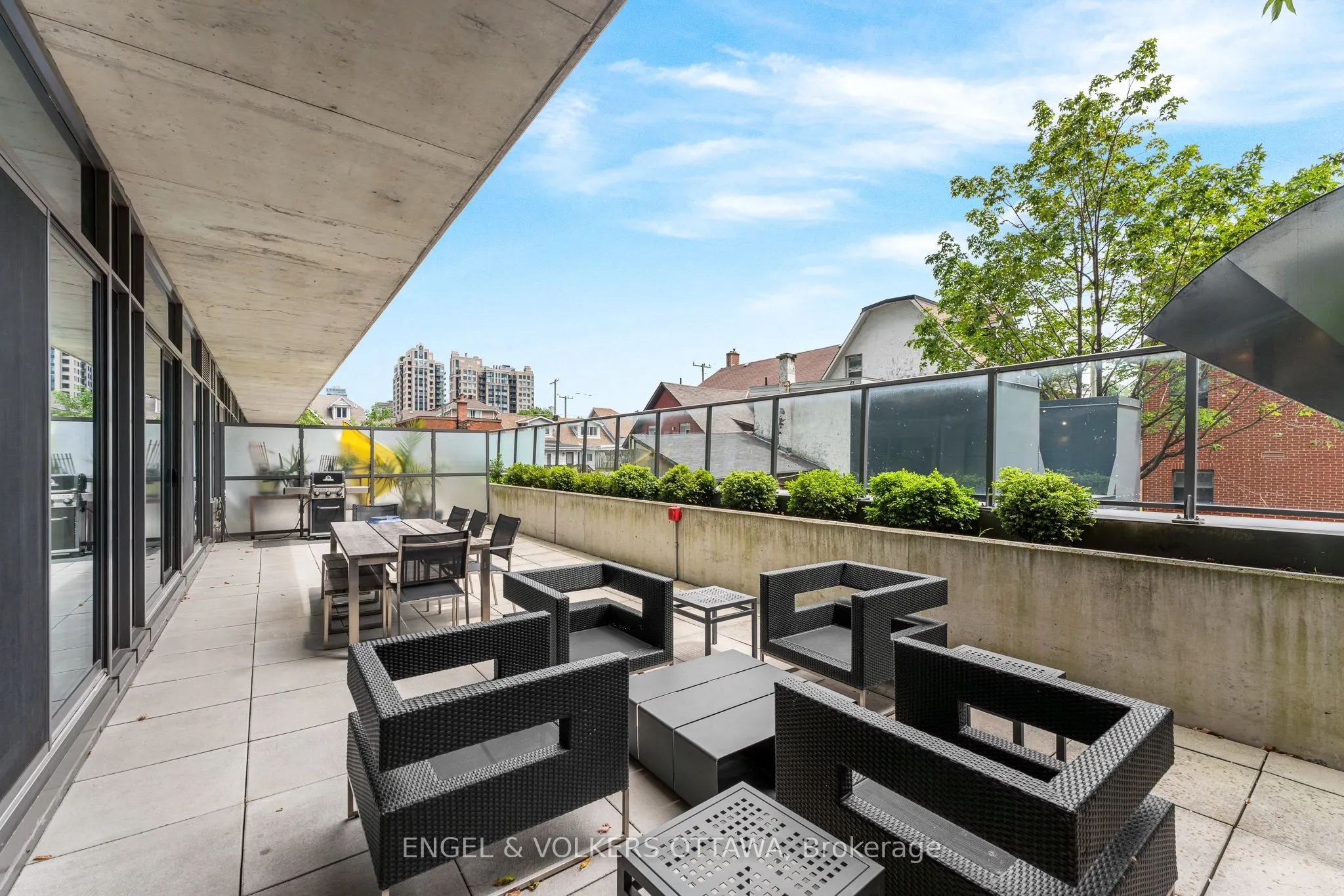 224 Lyon Street, #303