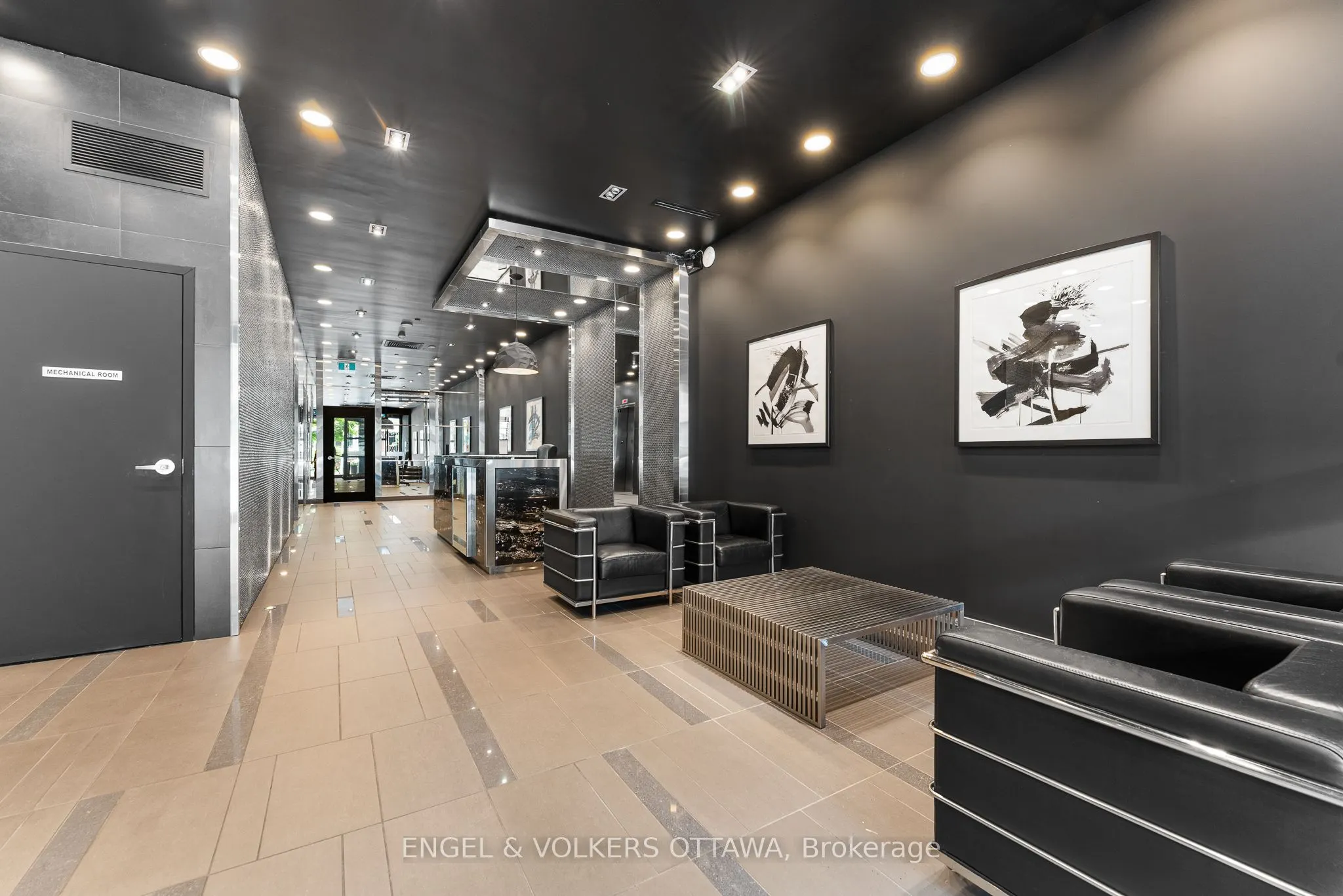 224 Lyon Street, #303