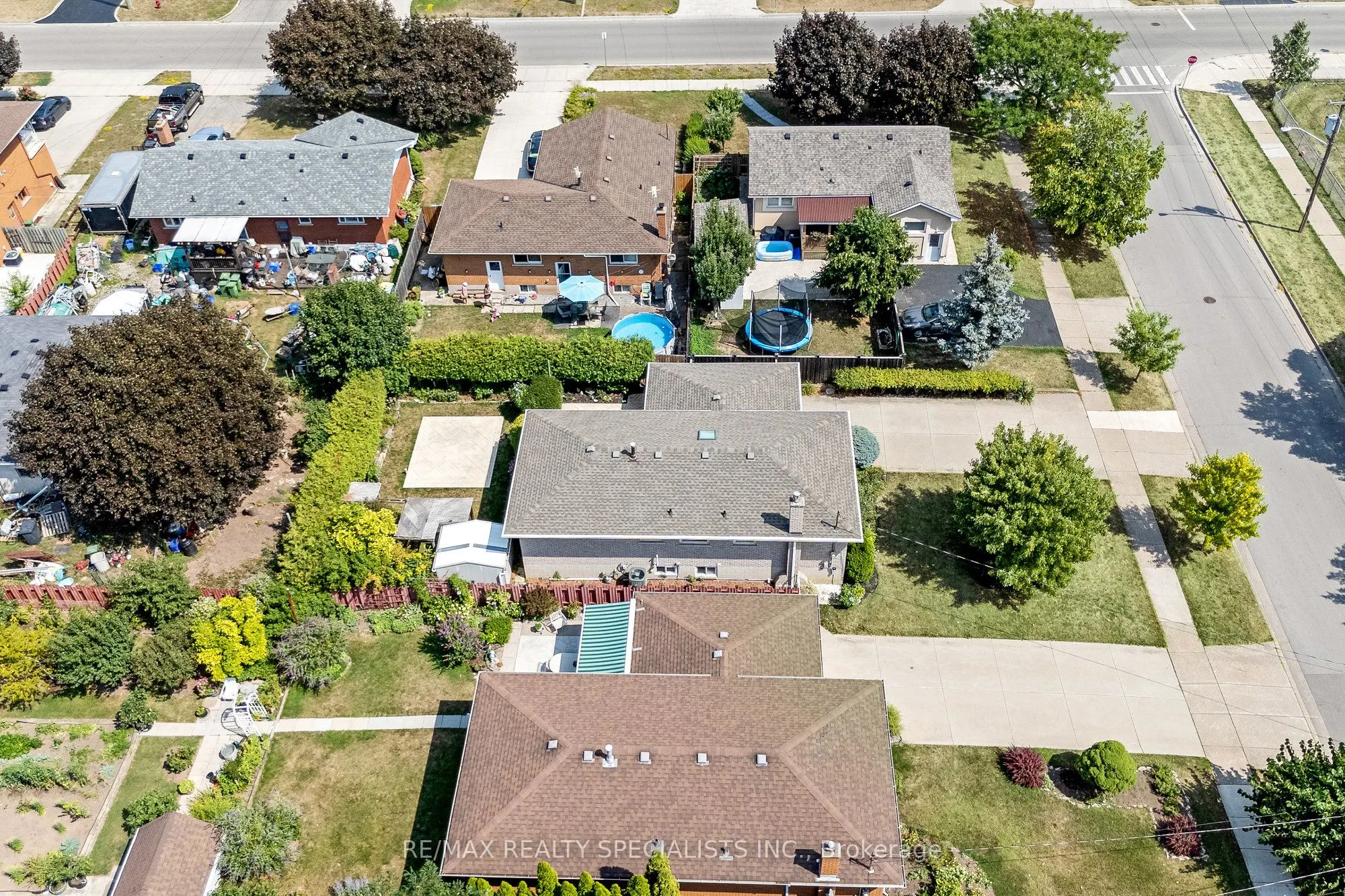 212 Memorial Avenue
