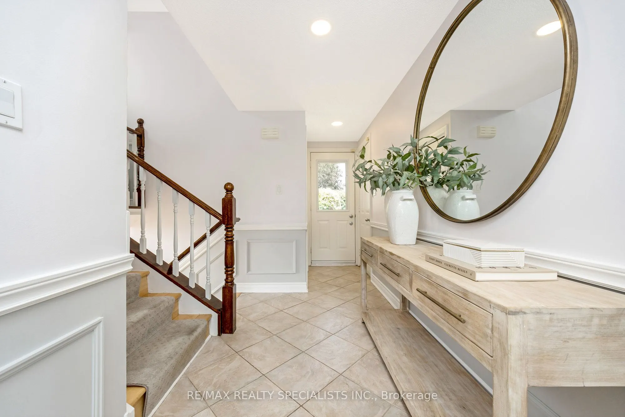 212 Memorial Avenue