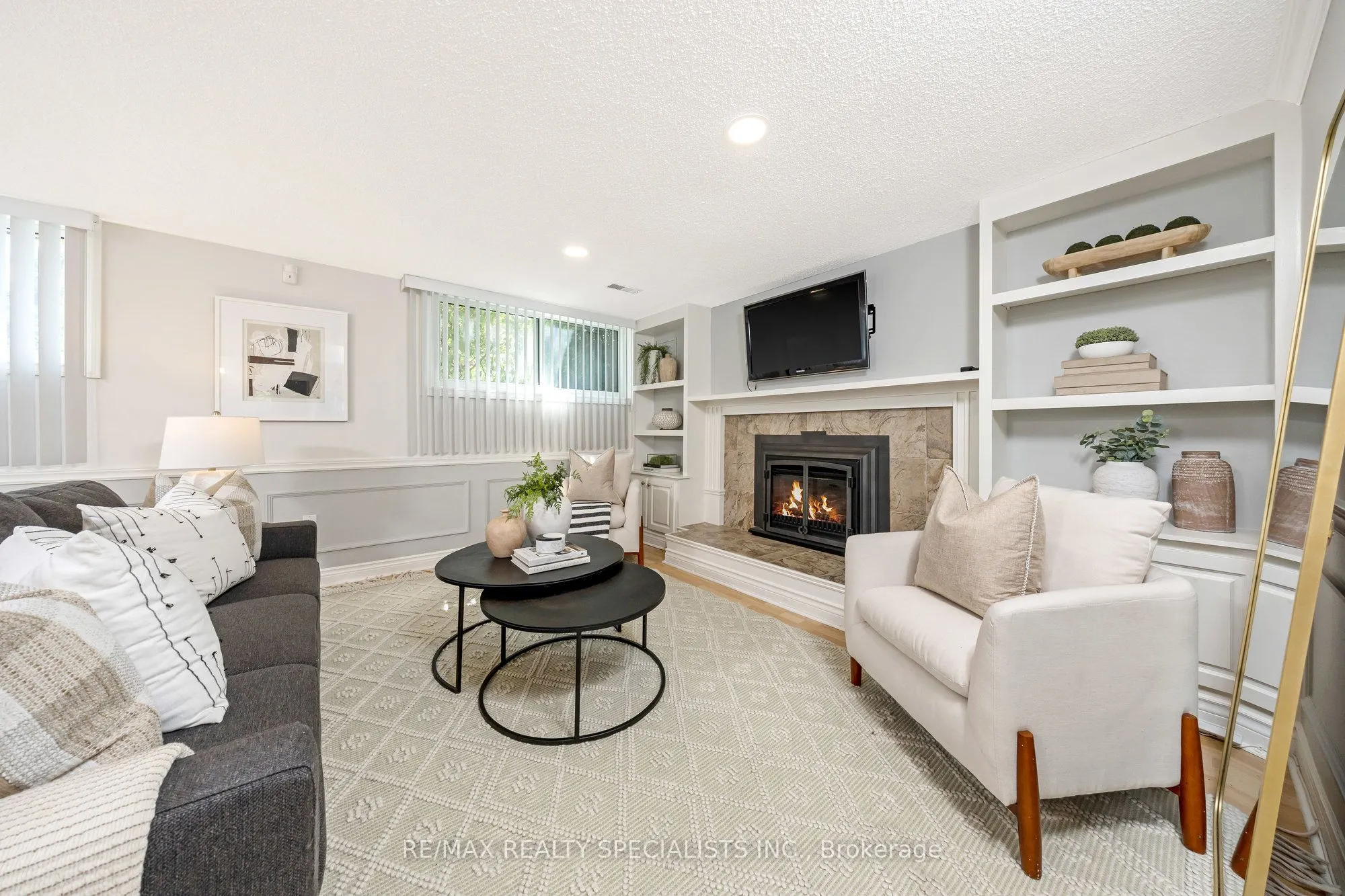 212 Memorial Avenue