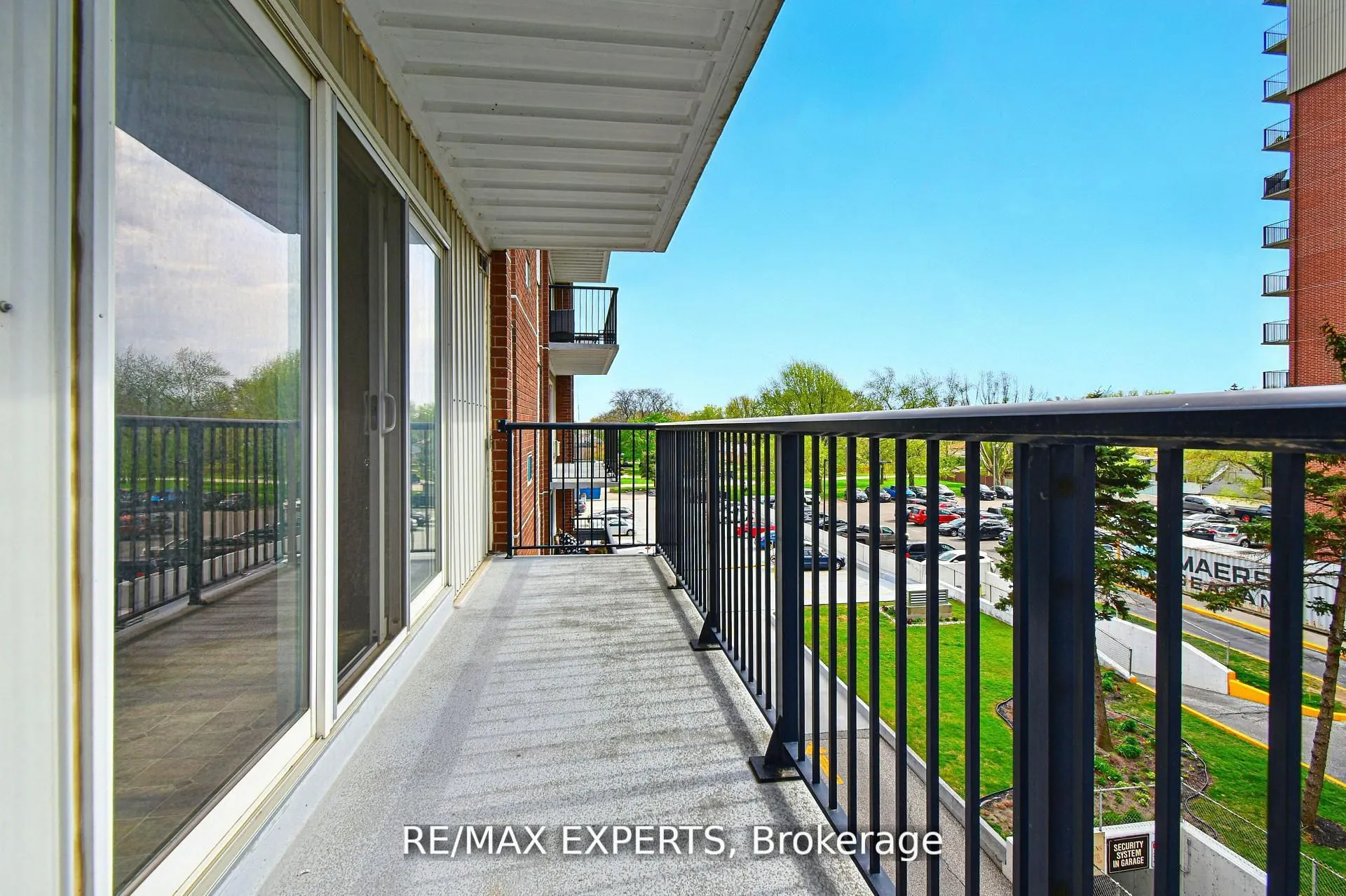 8591 Riverside Drive E, #410