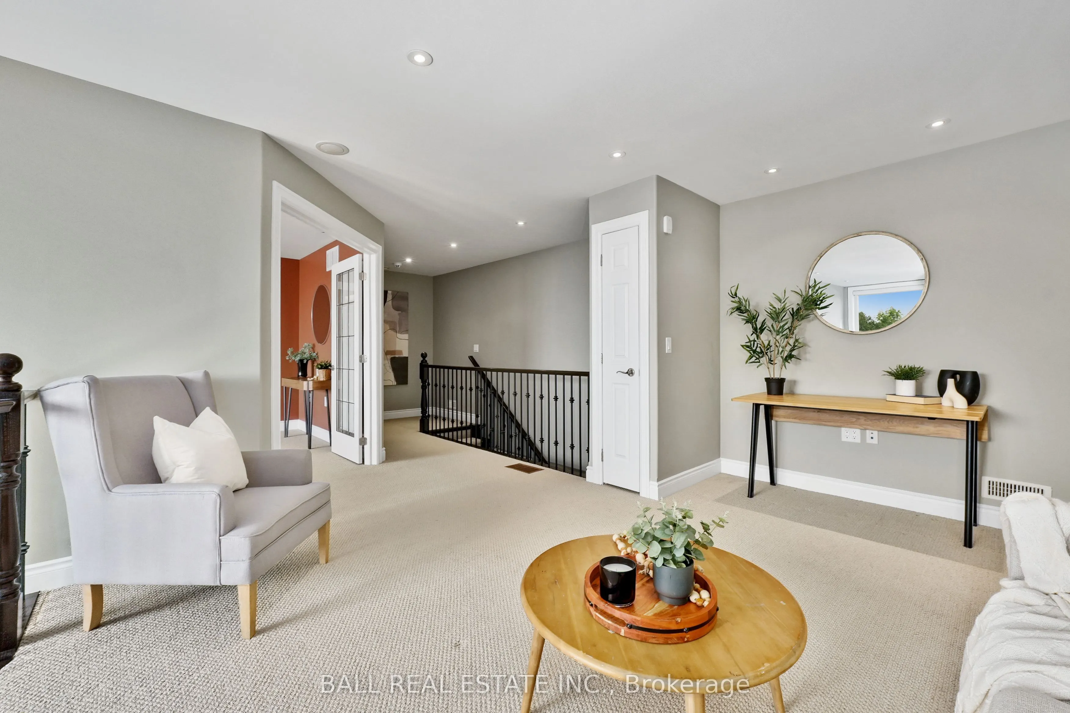 89 Village Crescent S, #87