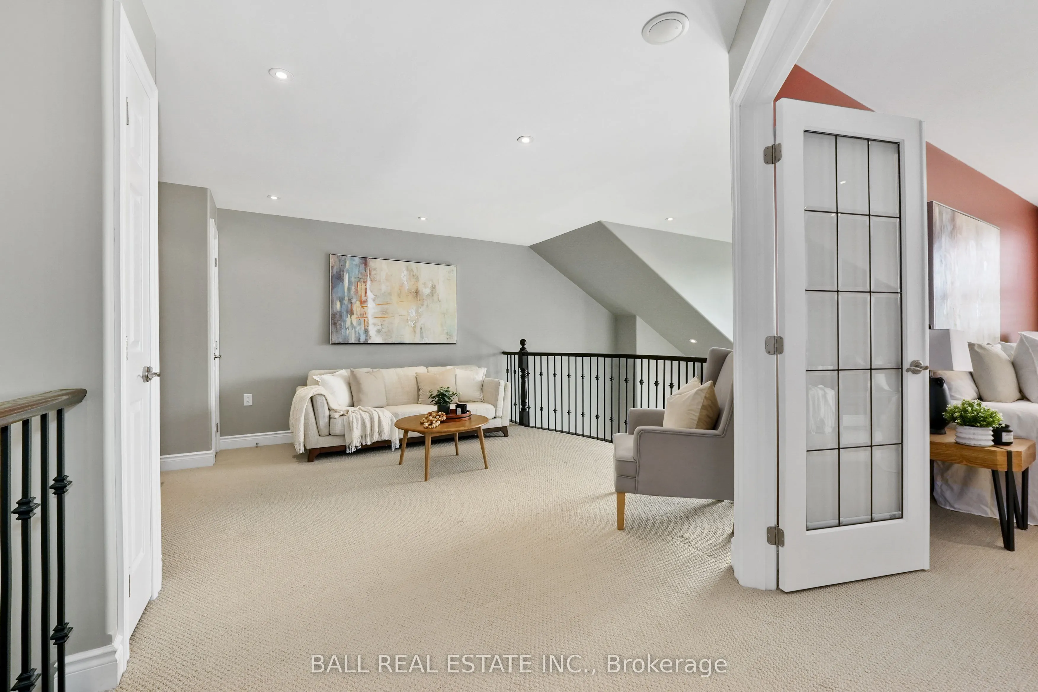 89 Village Crescent S, #87