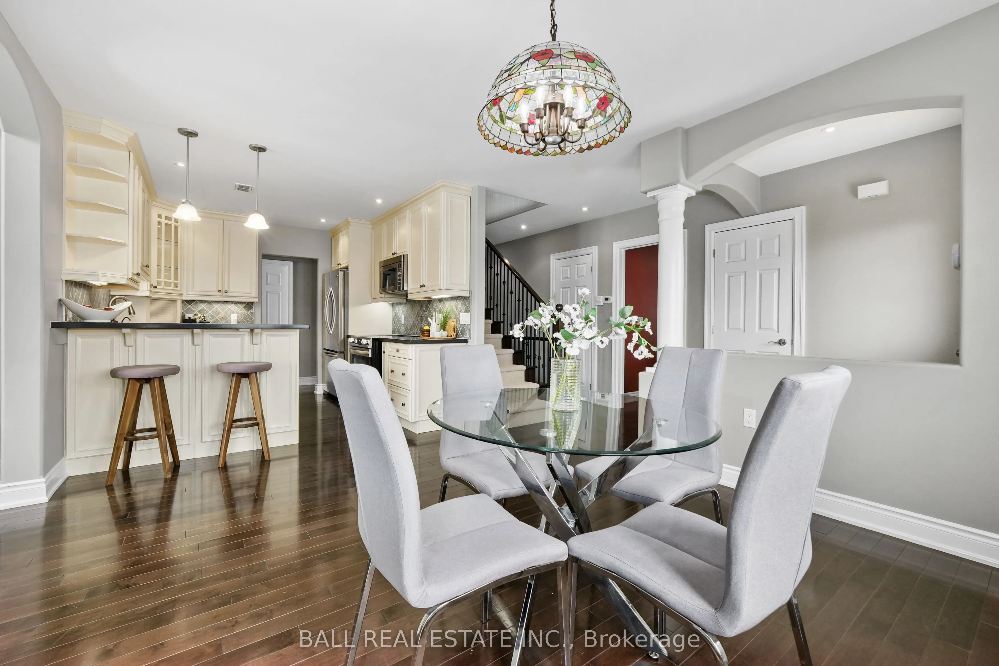 89 Village Crescent S, #87