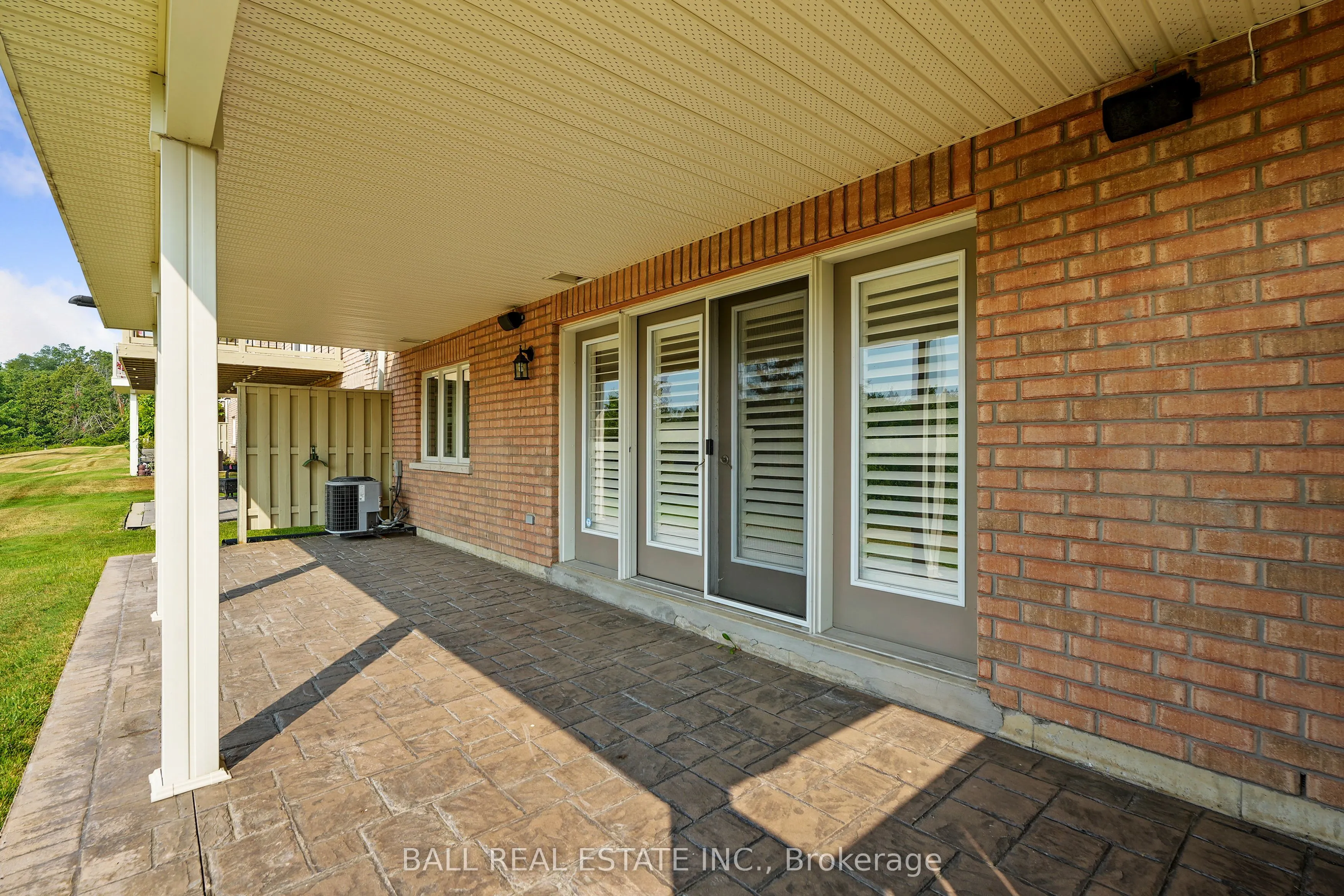 89 Village Crescent S, #87