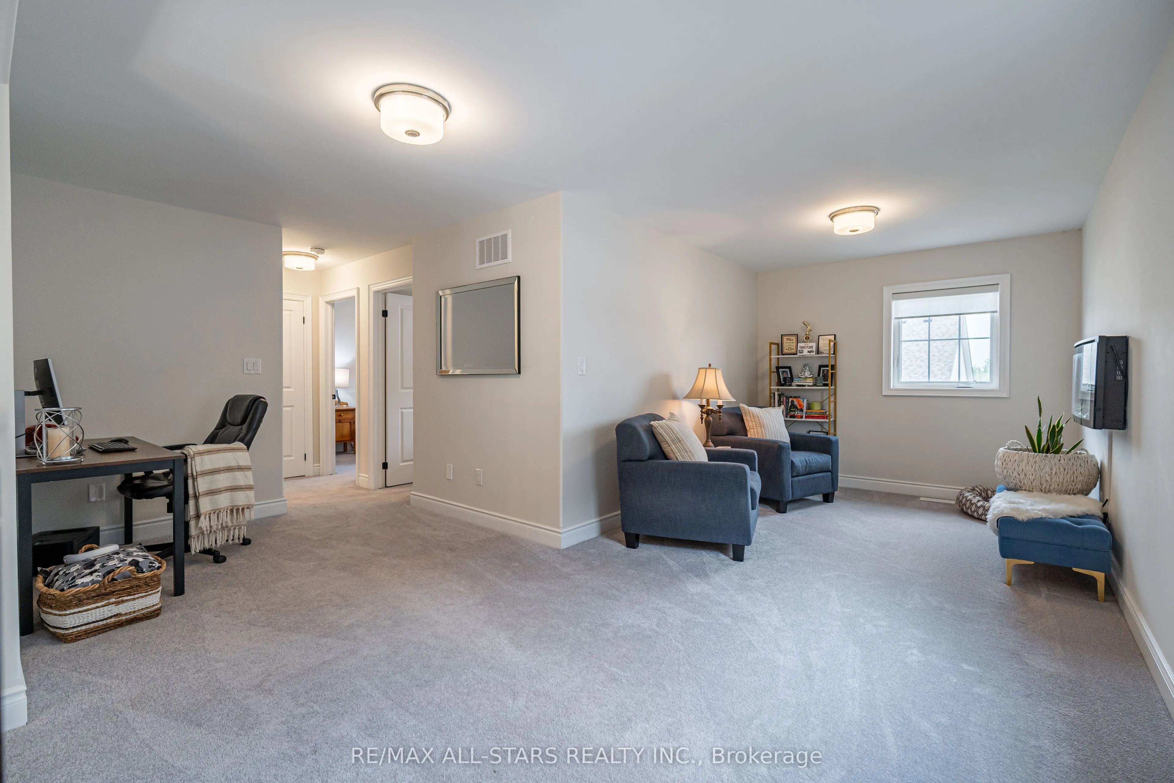 528 Macintosh Grove