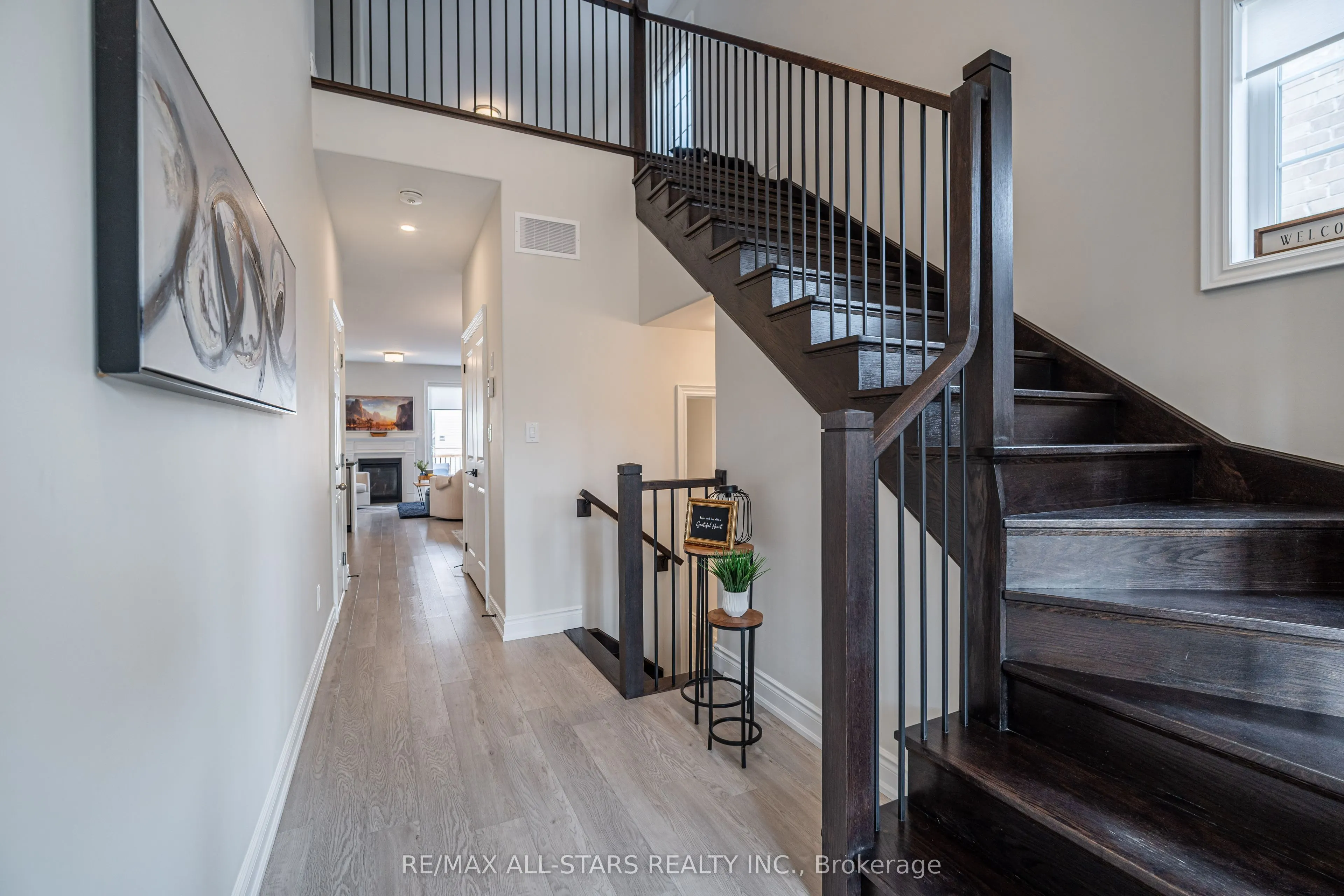528 Macintosh Grove