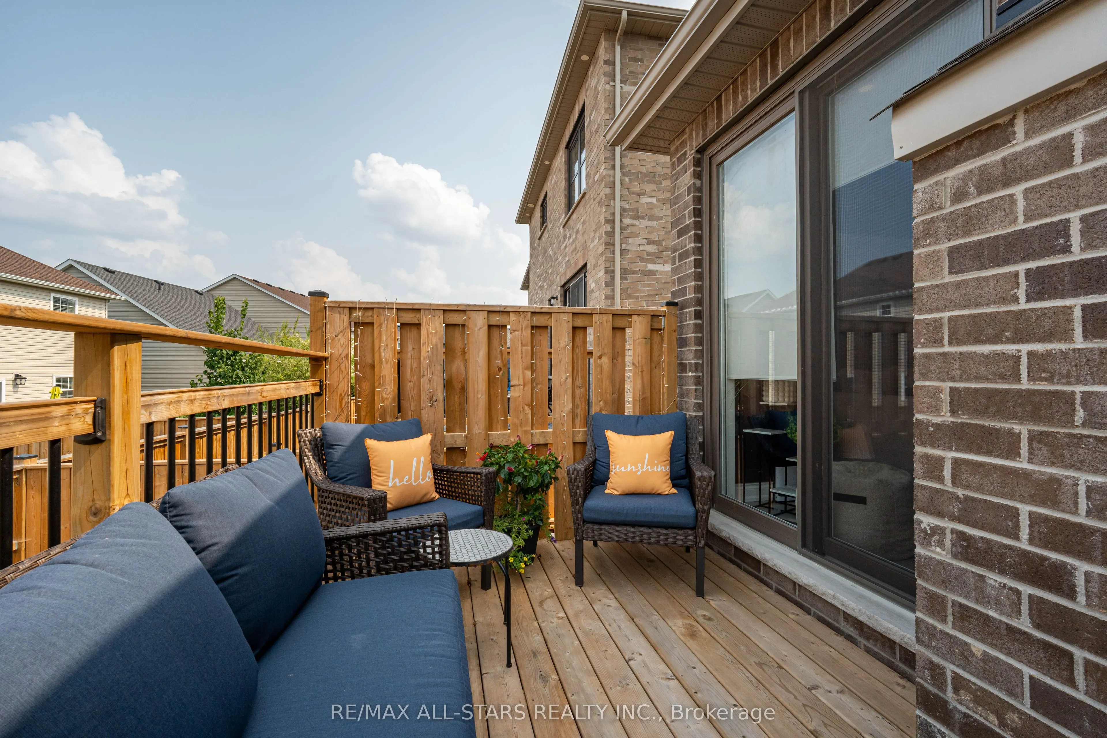 528 Macintosh Grove
