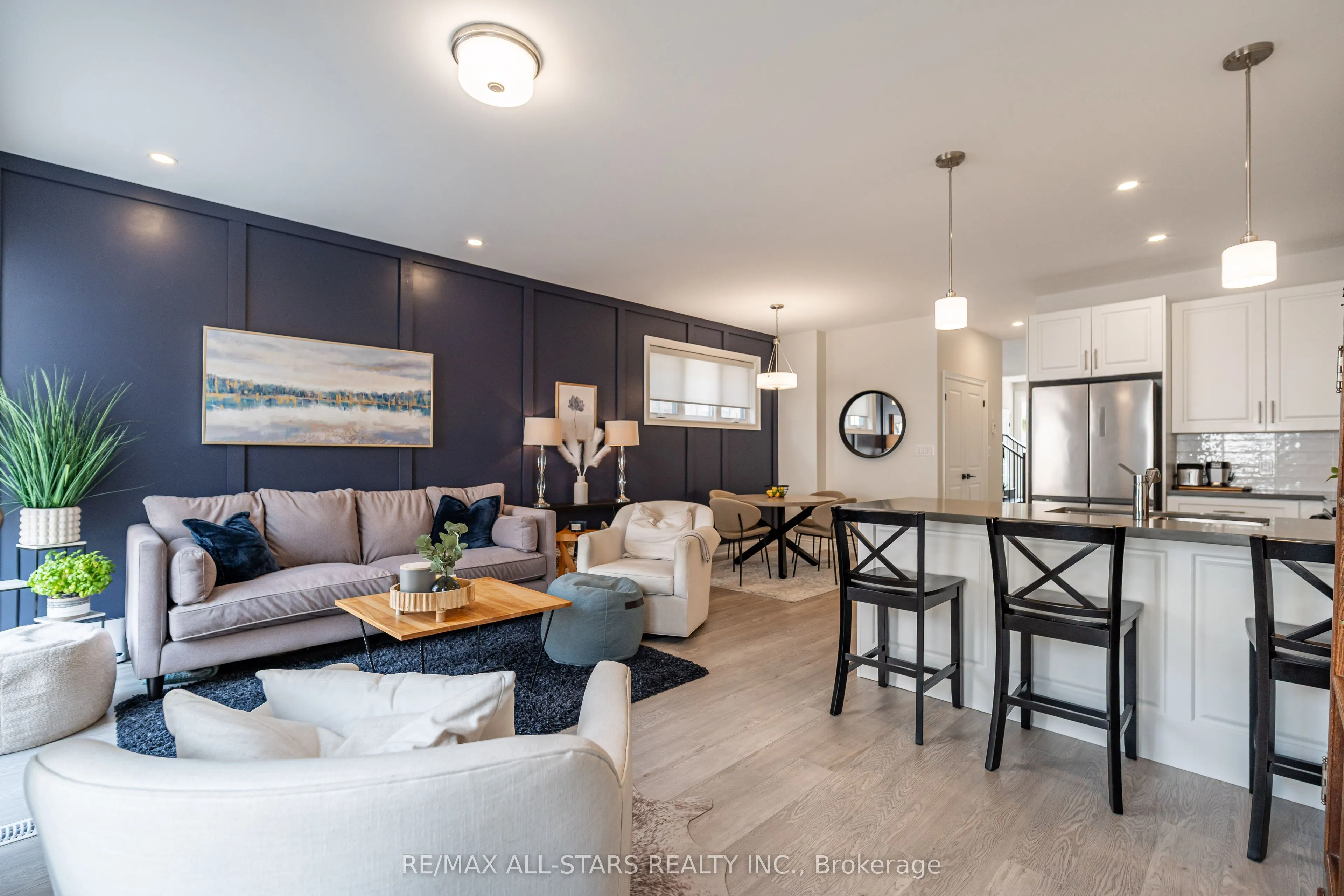 528 Macintosh Grove
