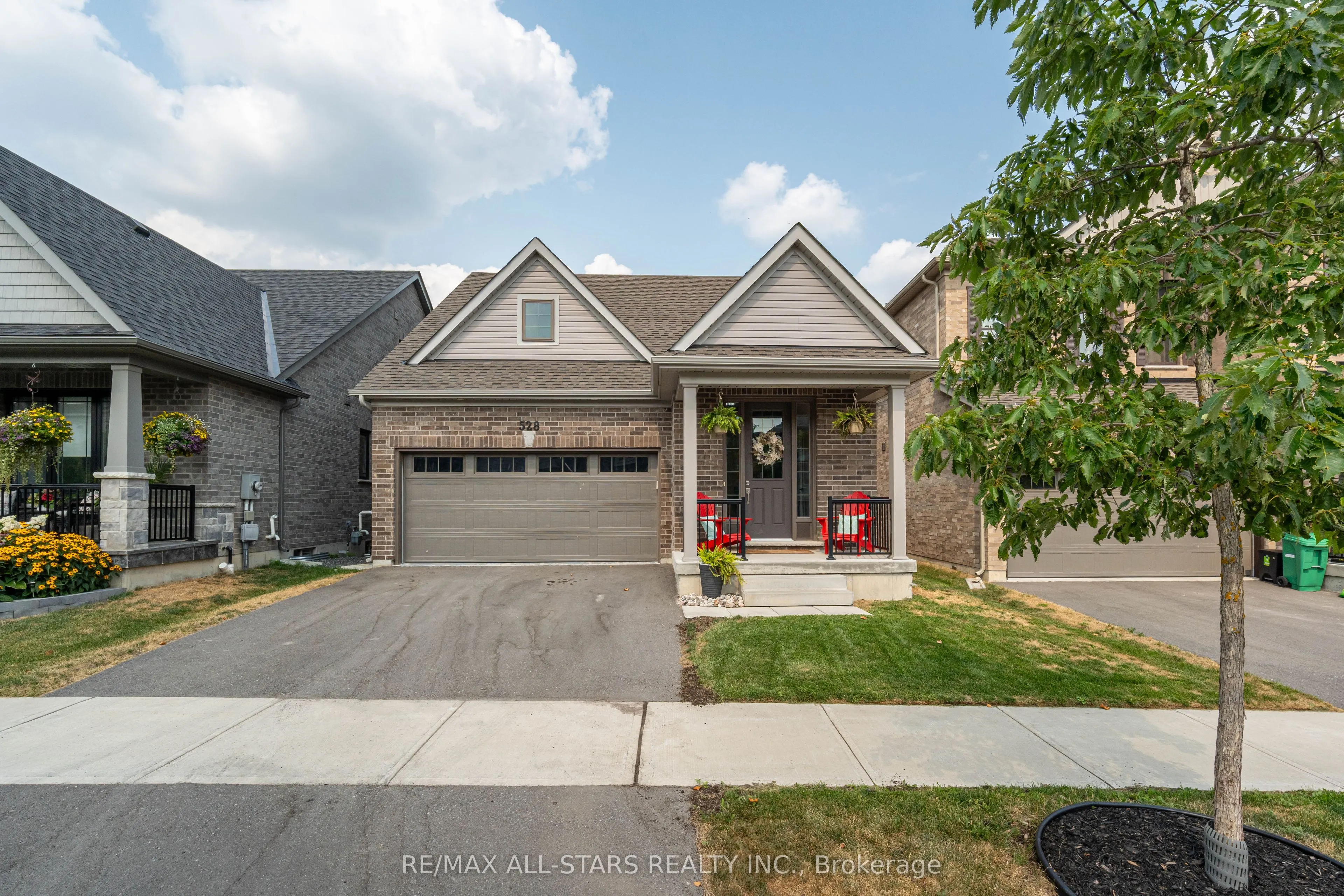 528 Macintosh Grove