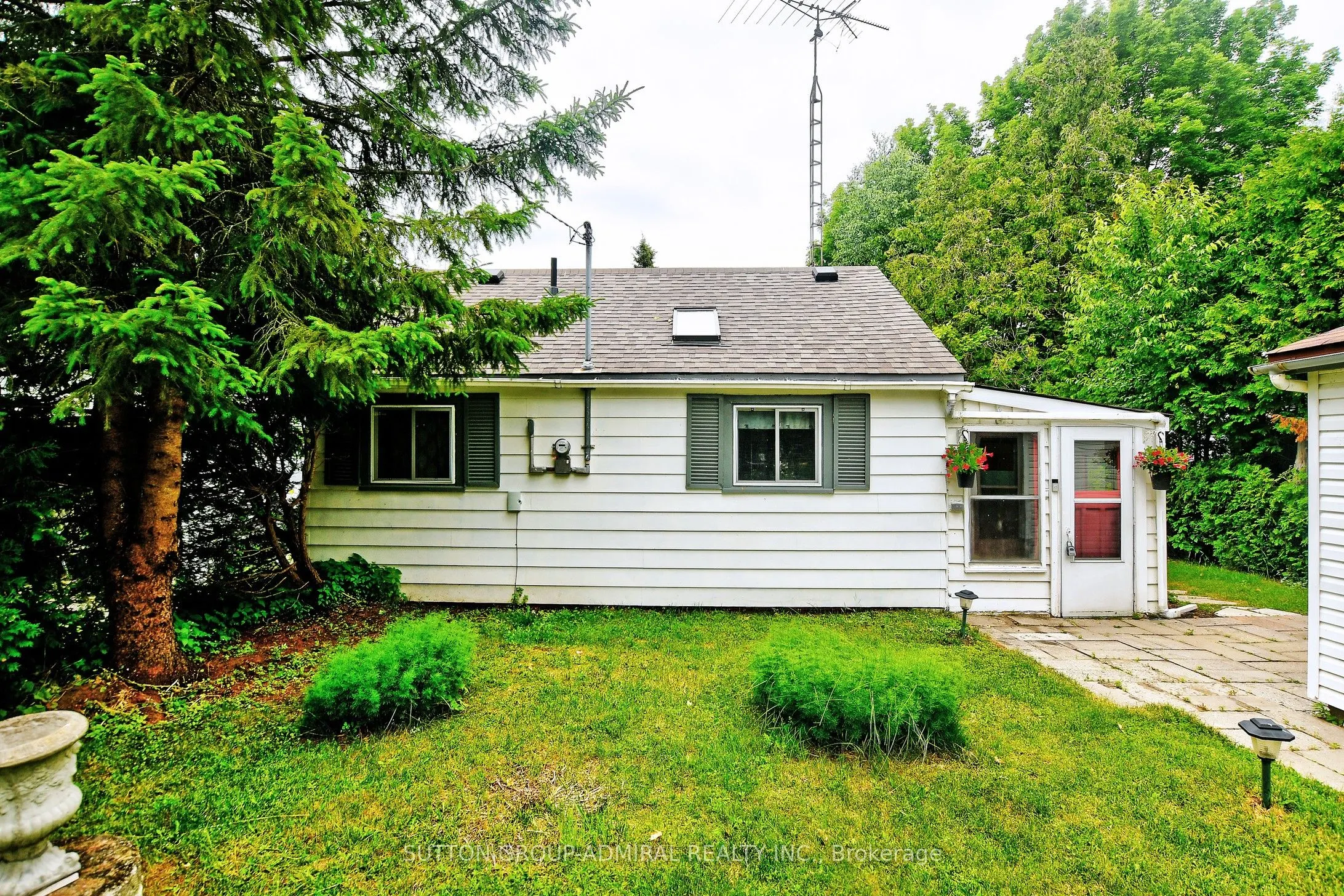 70 Antiquary Road