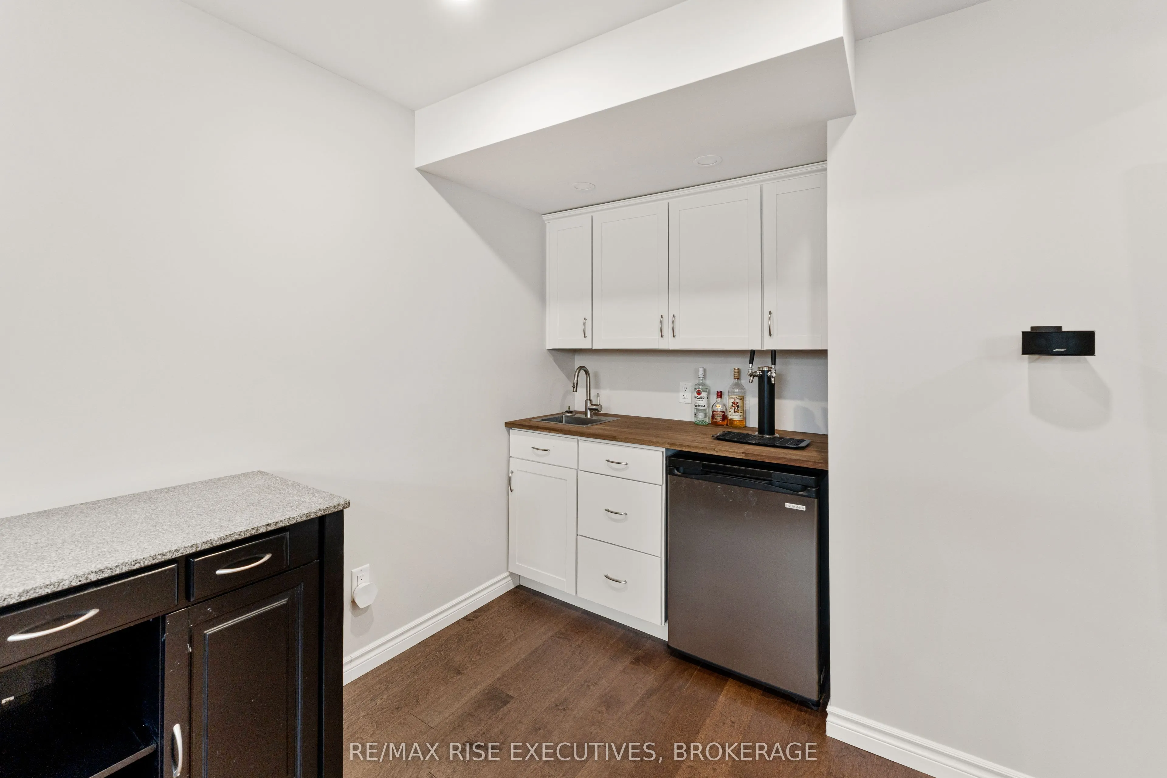 1118 Woodhaven Drive