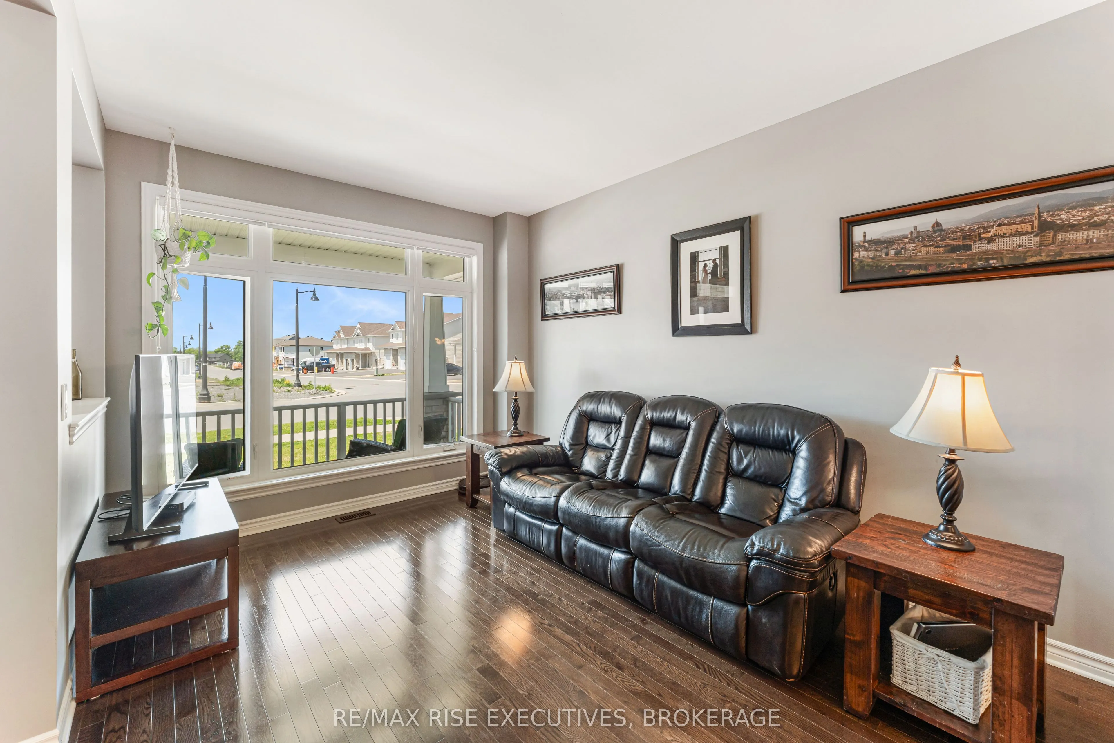 1118 Woodhaven Drive