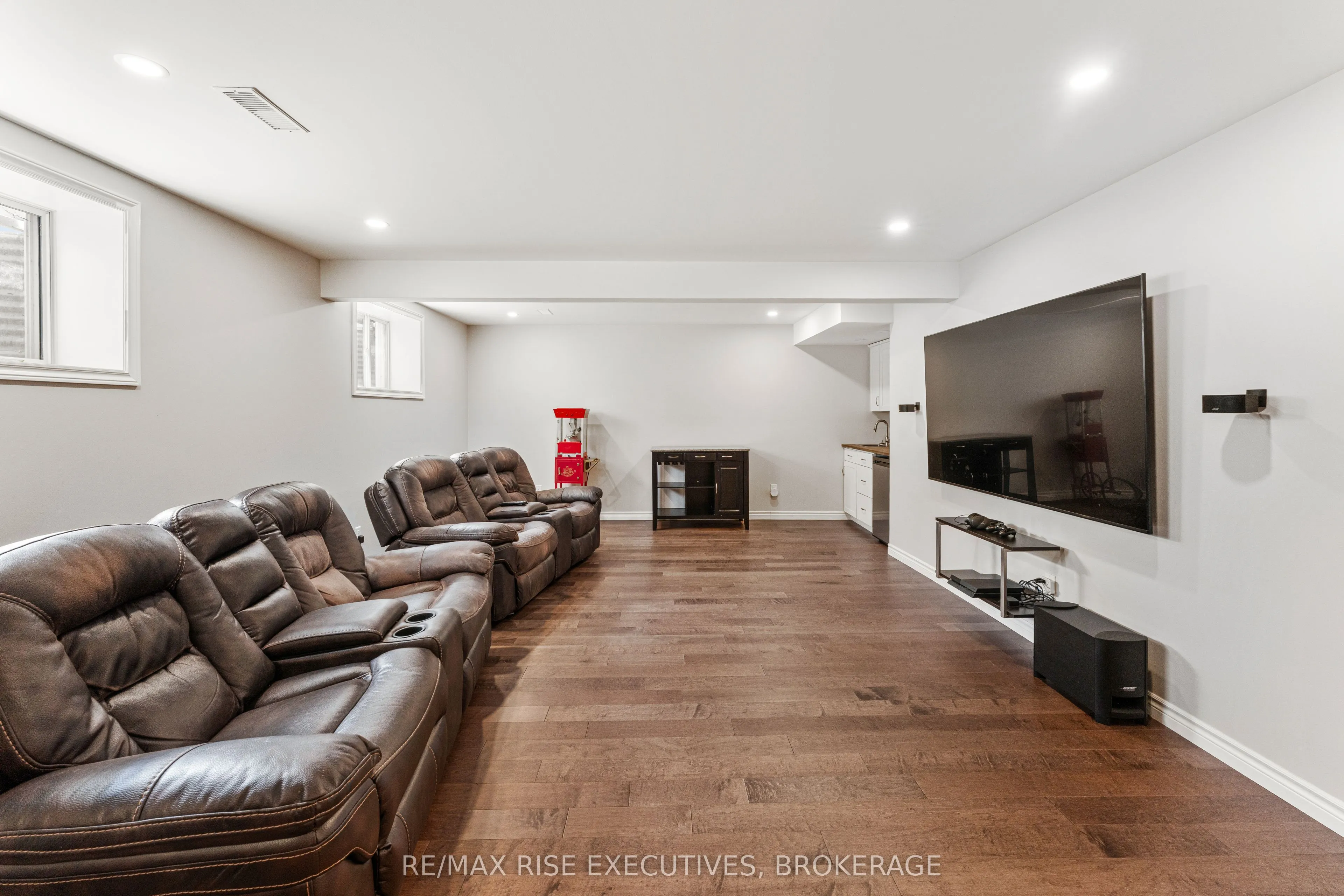 1118 Woodhaven Drive