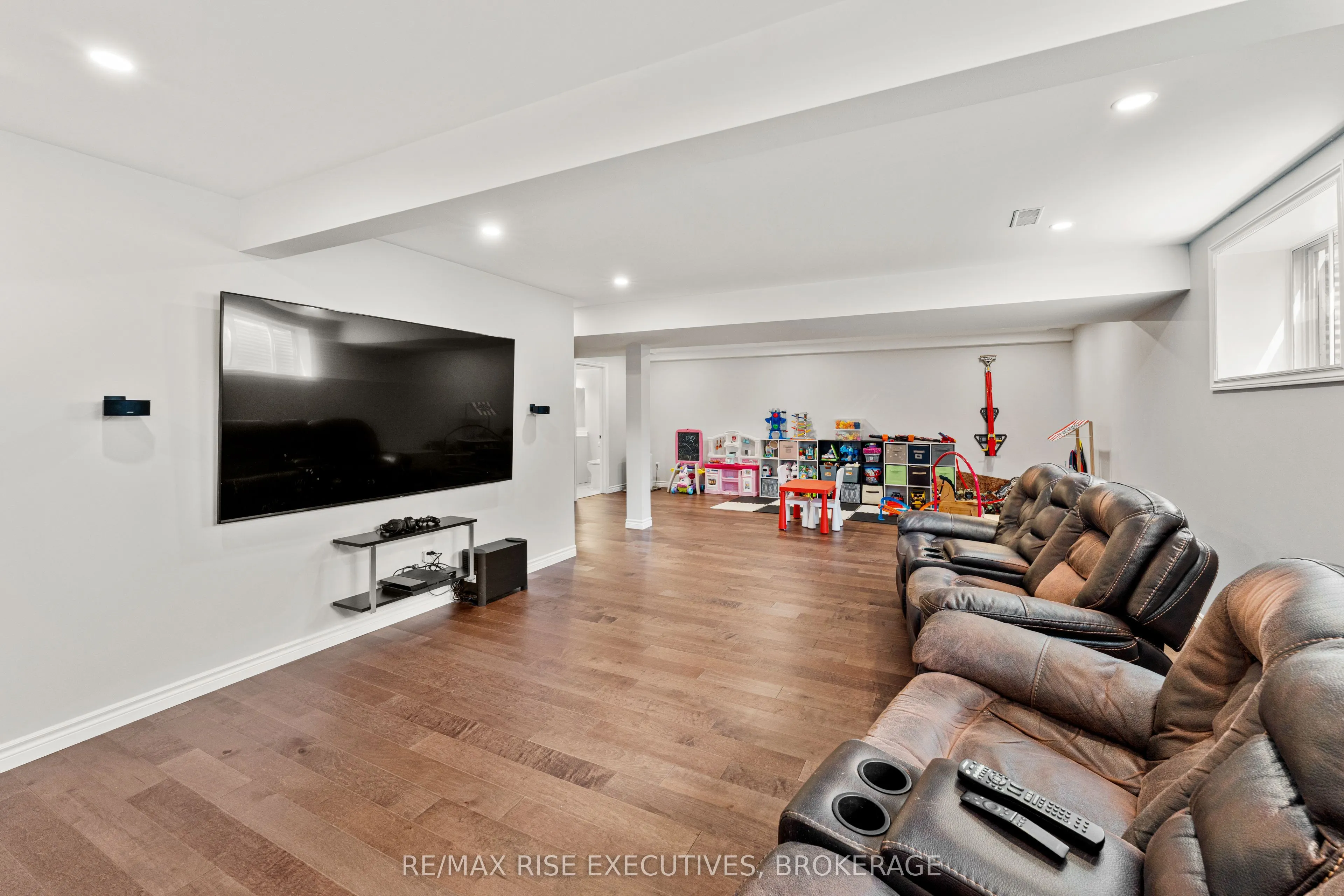 1118 Woodhaven Drive
