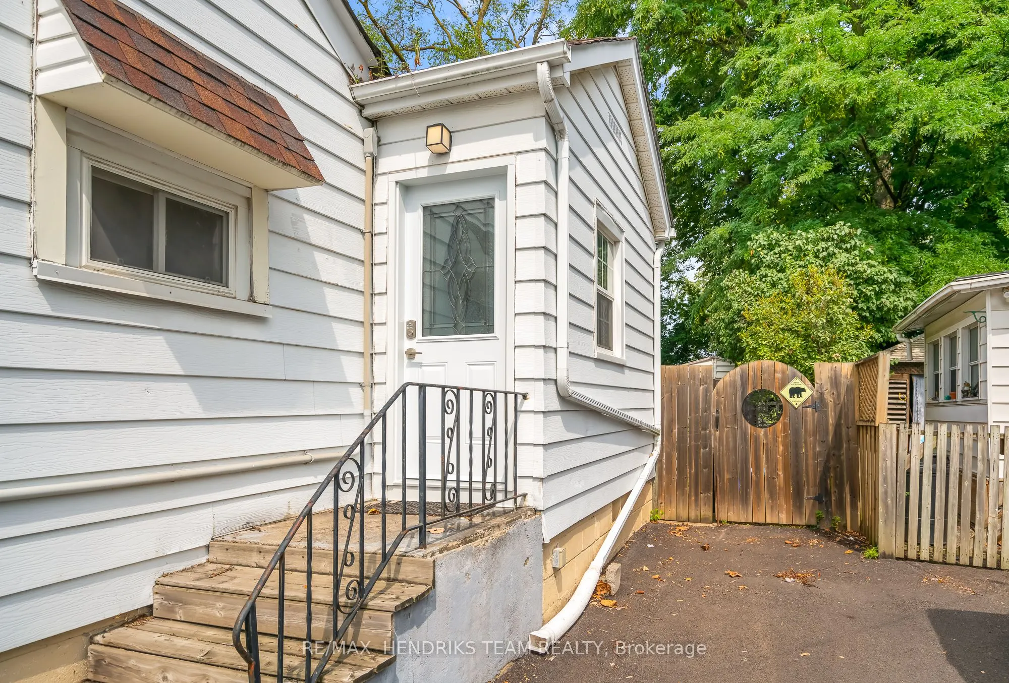 7 Elmwood Avenue