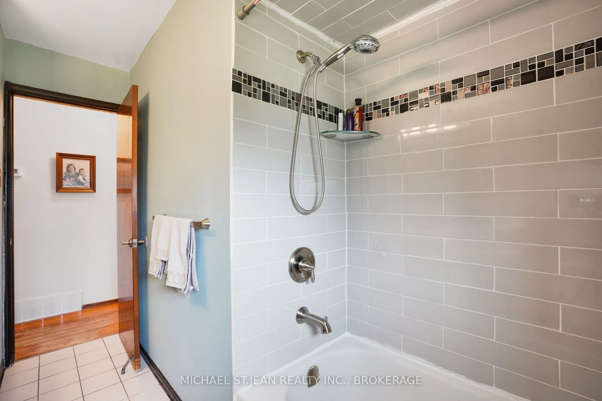 72 Eastbury Drive