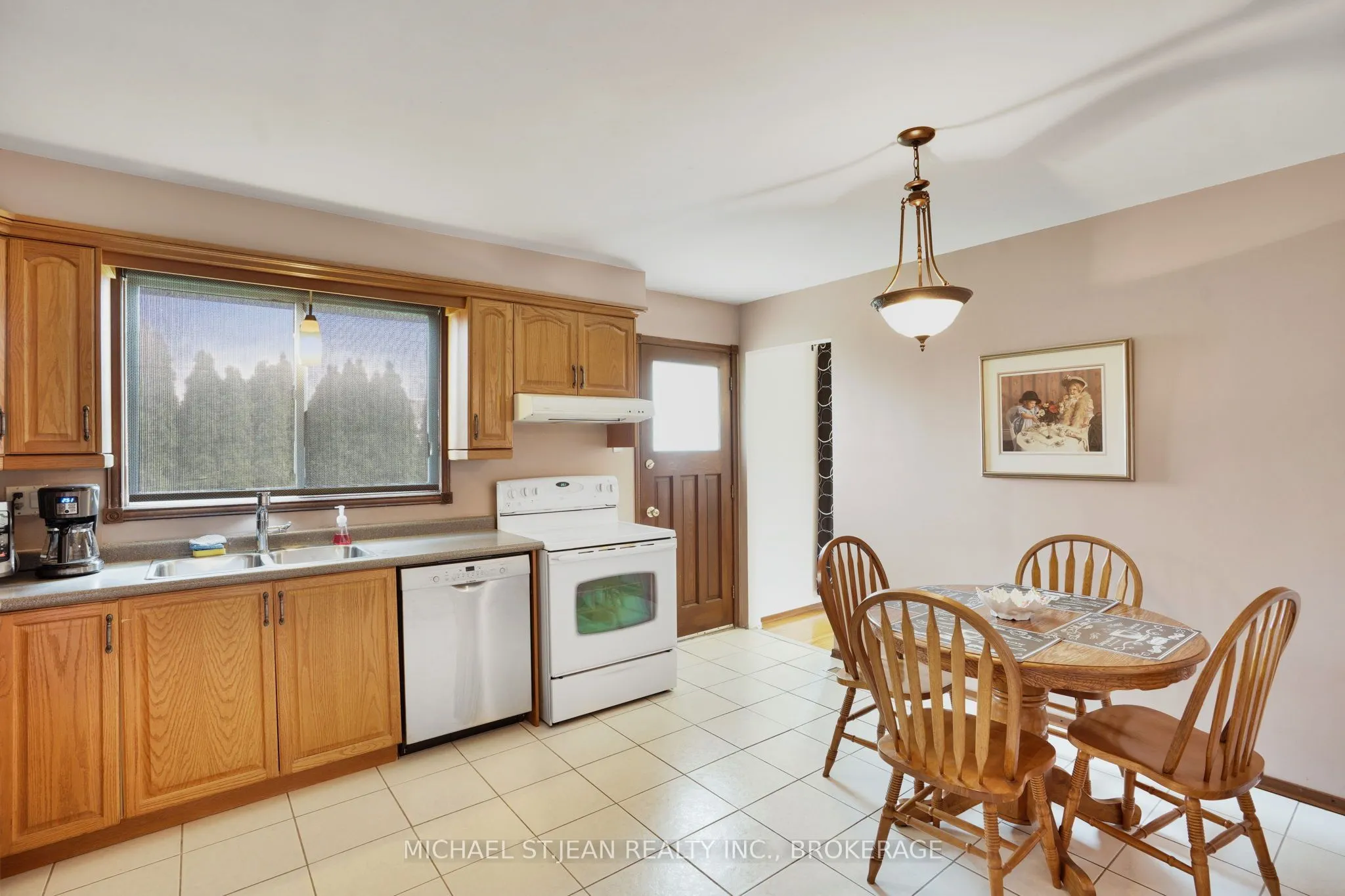 72 Eastbury Drive