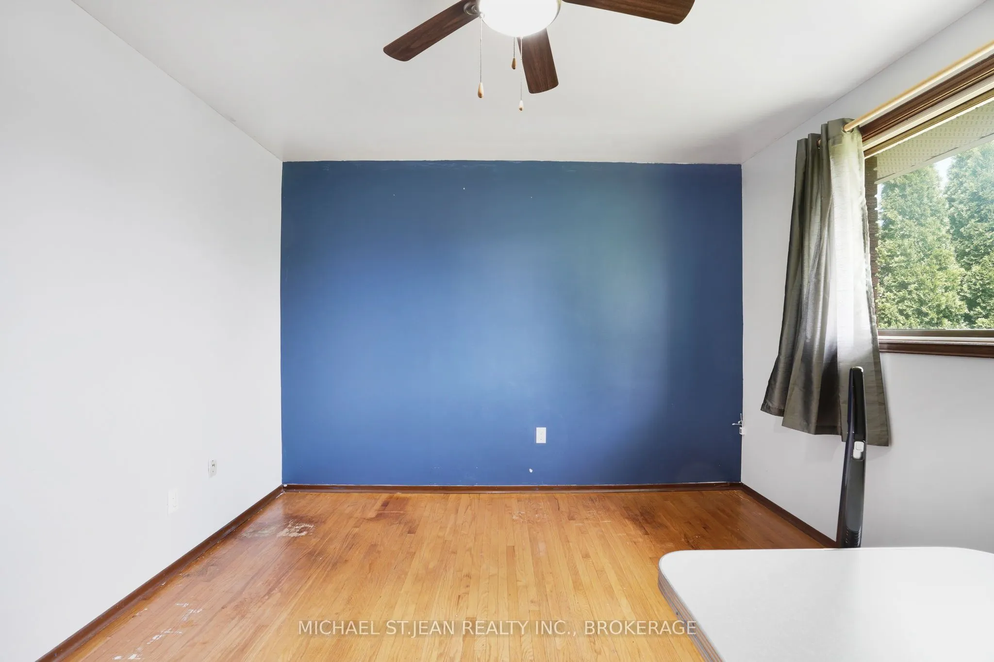 72 Eastbury Drive