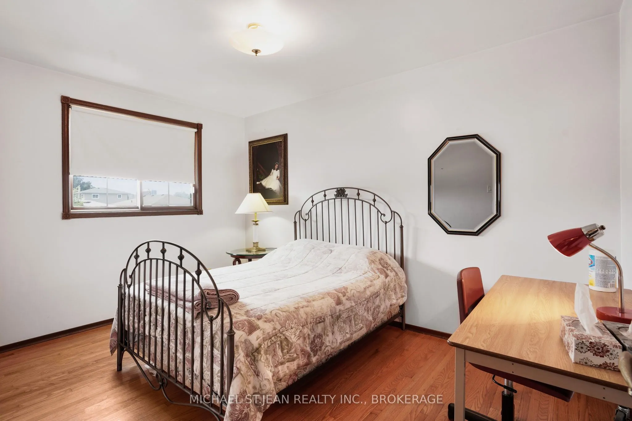 72 Eastbury Drive