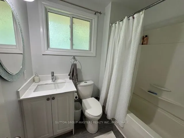 84 Rosemund Crescent, #84