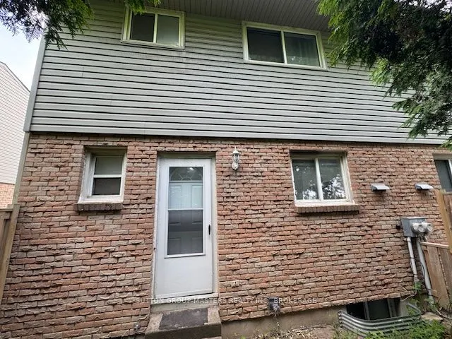 84 Rosemund Crescent, #84