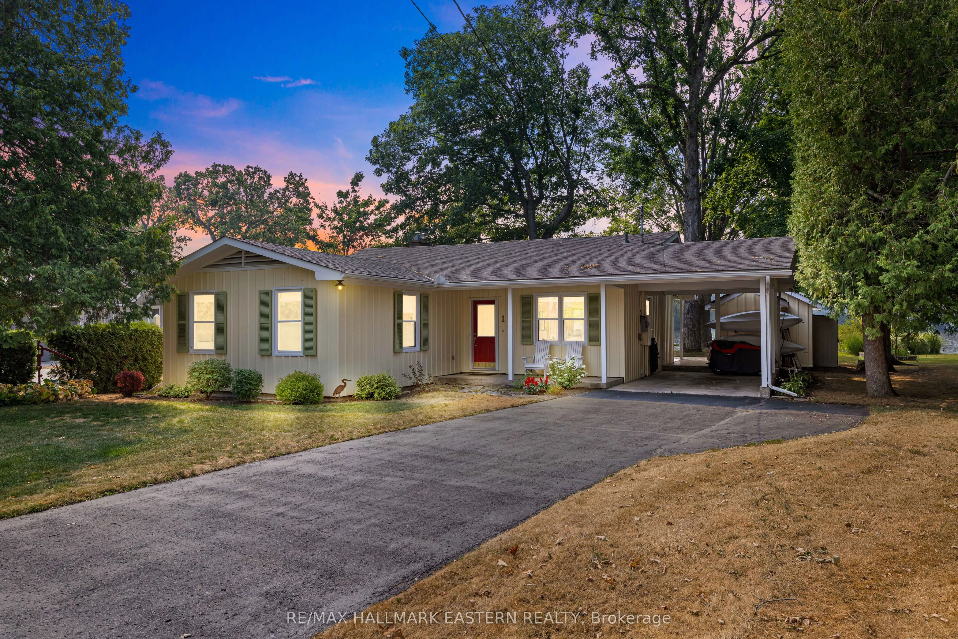 15 Snake Point Road
