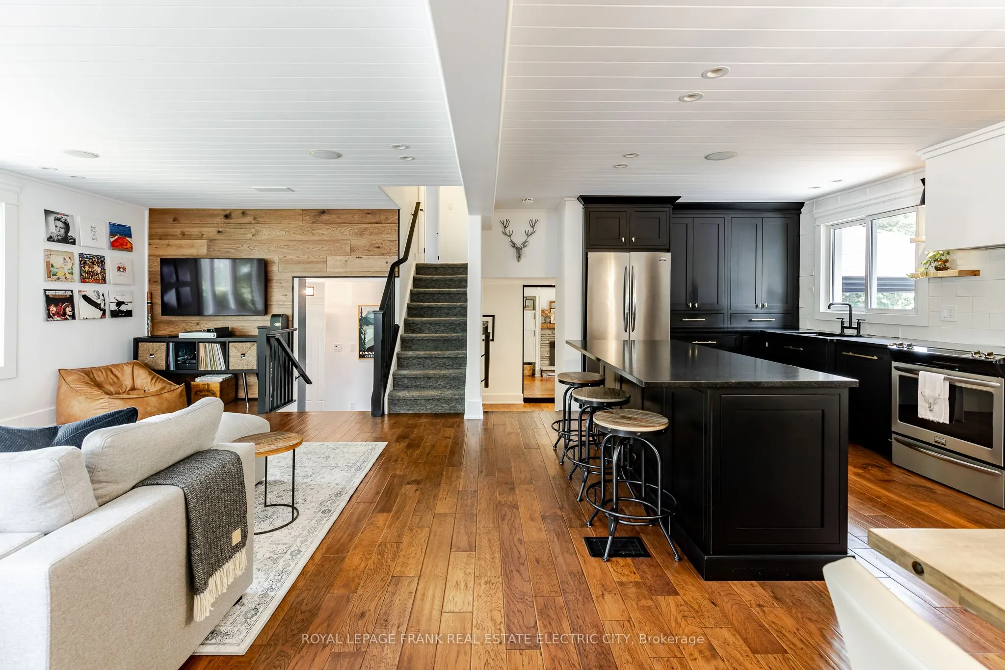 1255 Bridle Drive