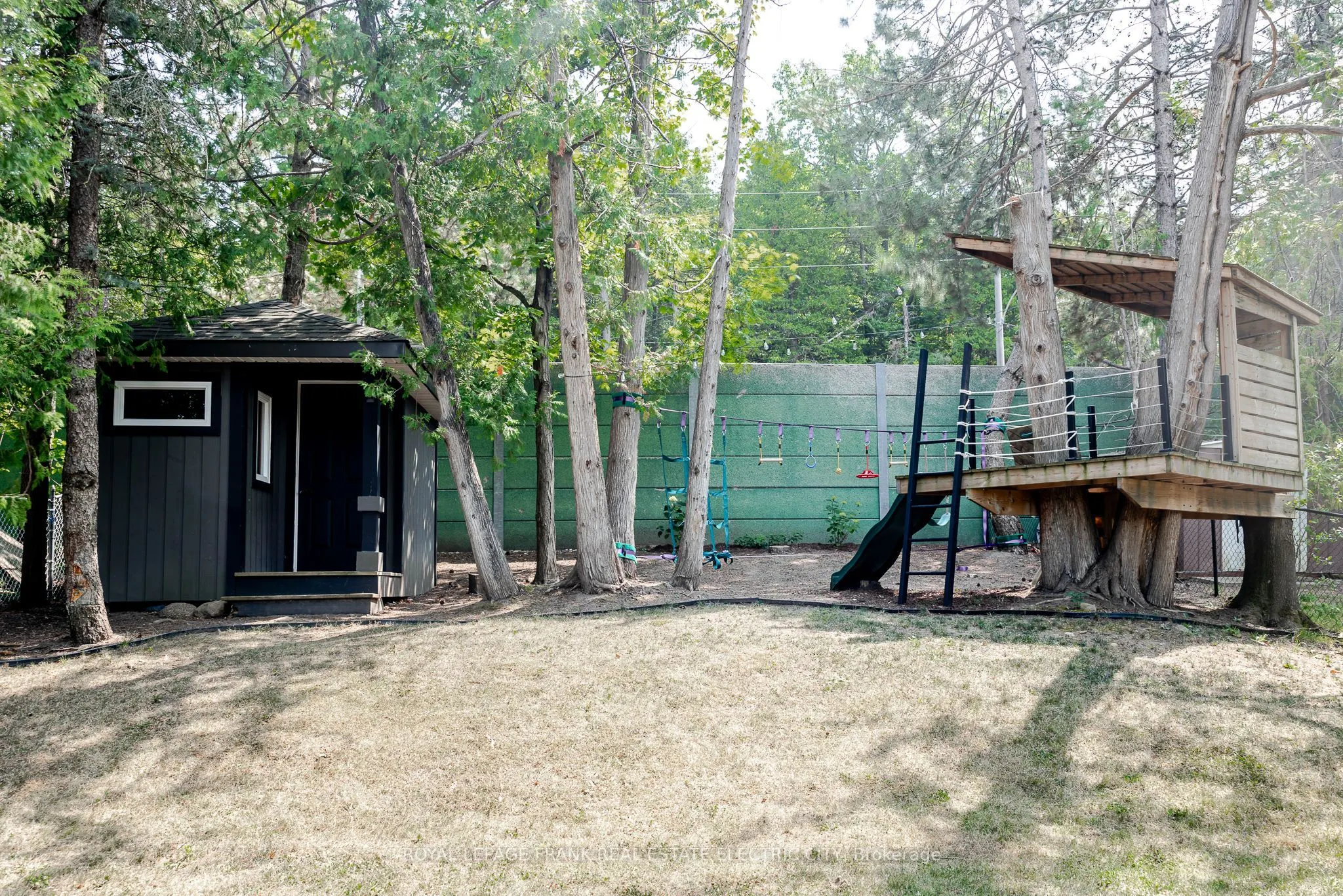 1255 Bridle Drive