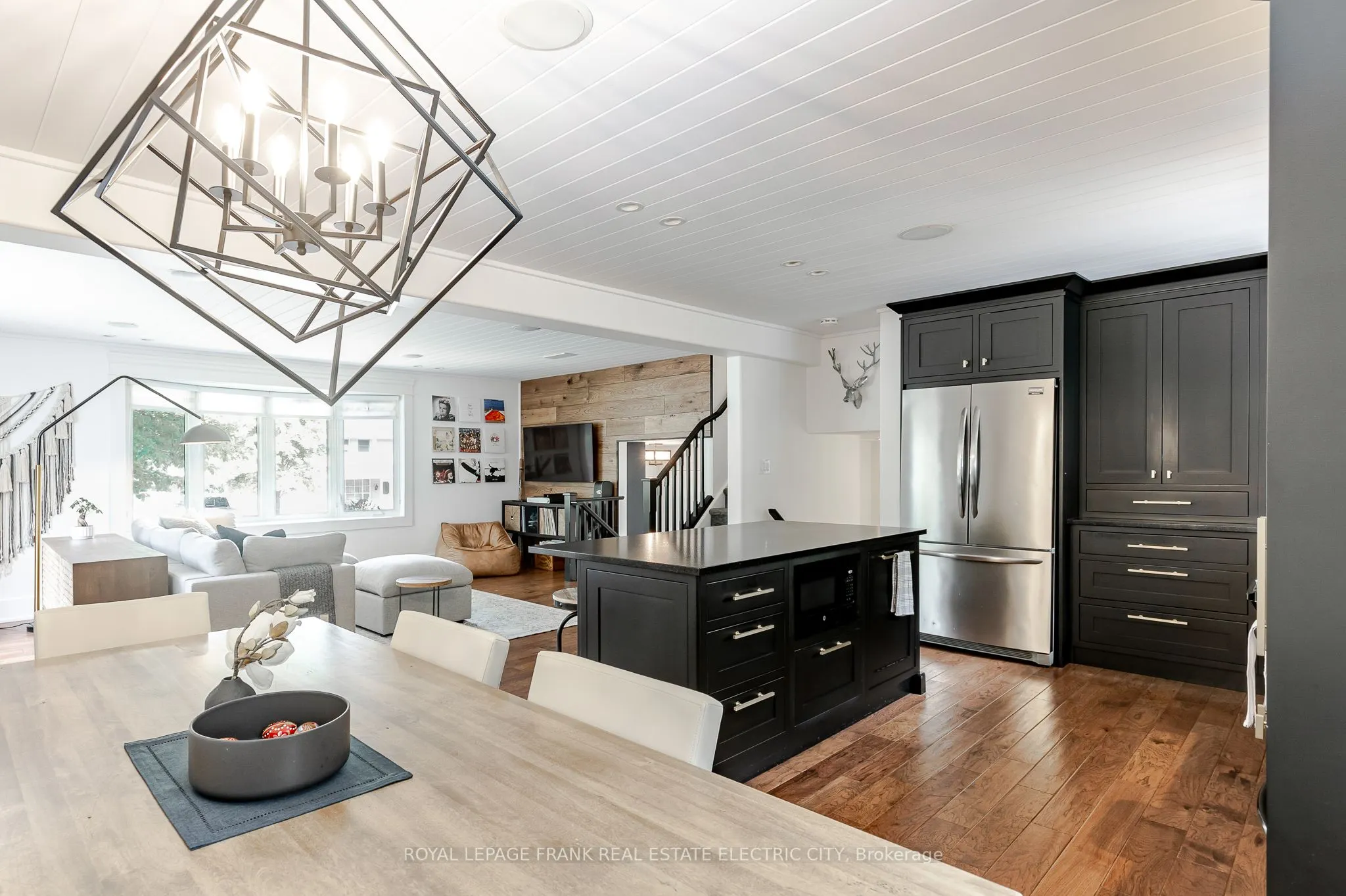 1255 Bridle Drive