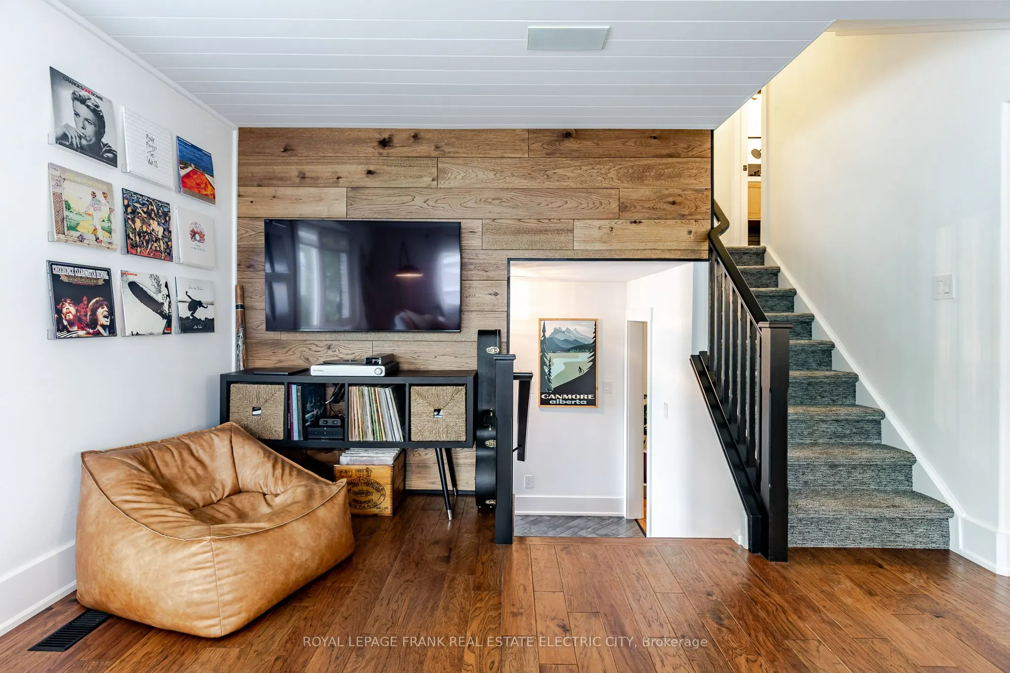 1255 Bridle Drive