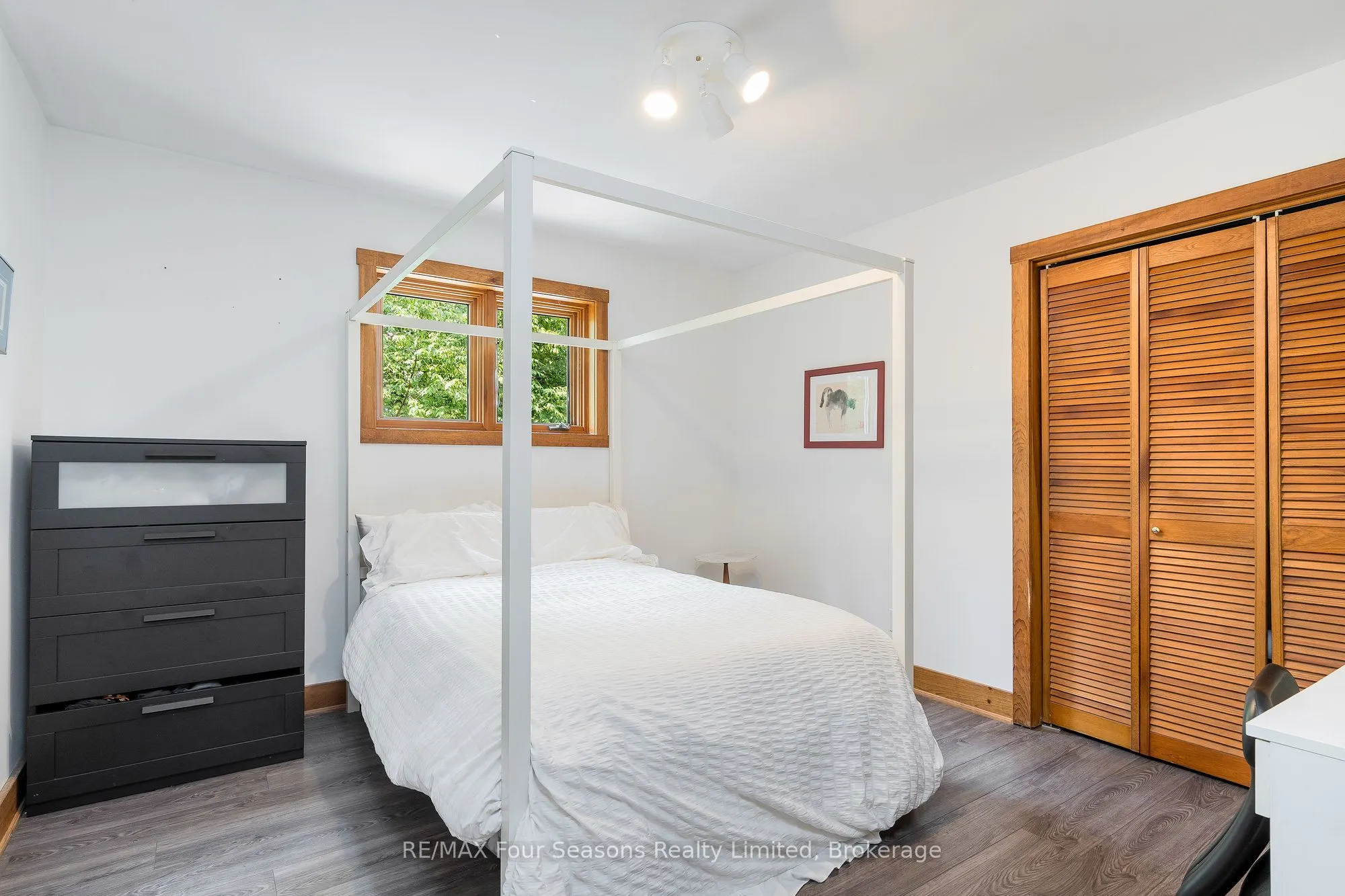 188 Highpoint Crescent
