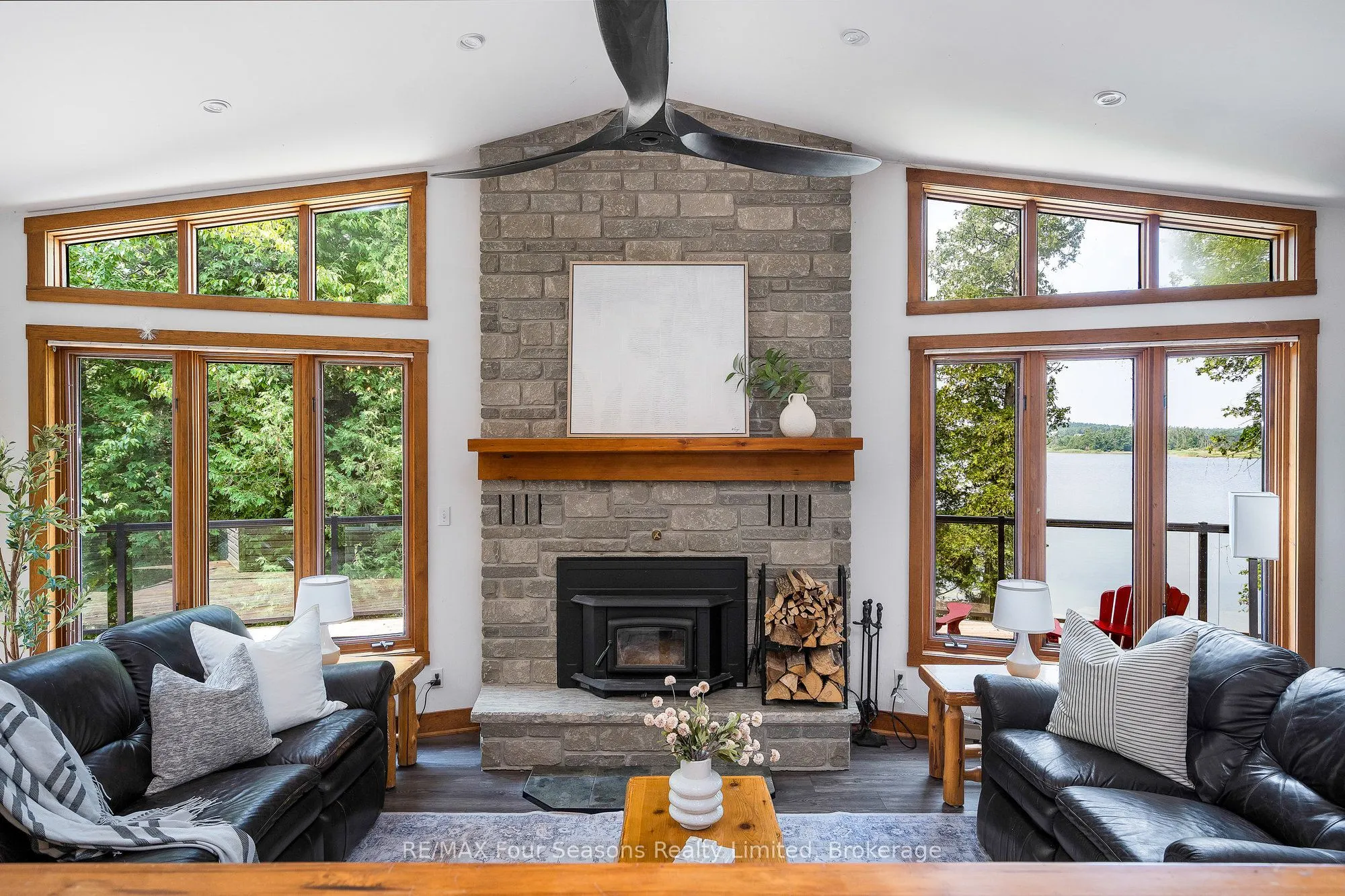 188 Highpoint Crescent