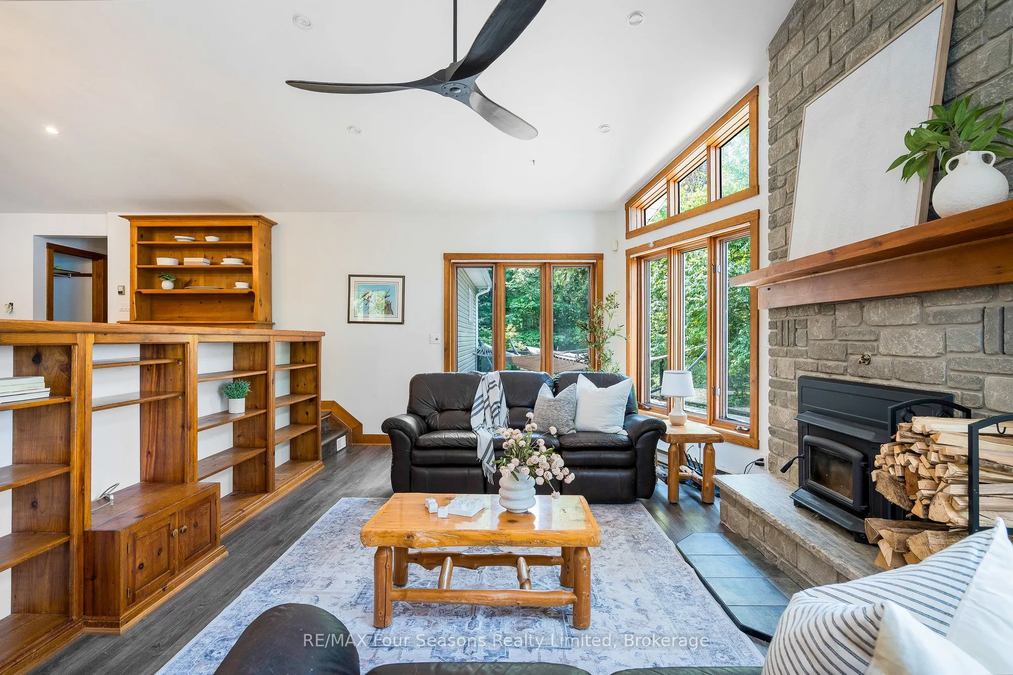 188 Highpoint Crescent