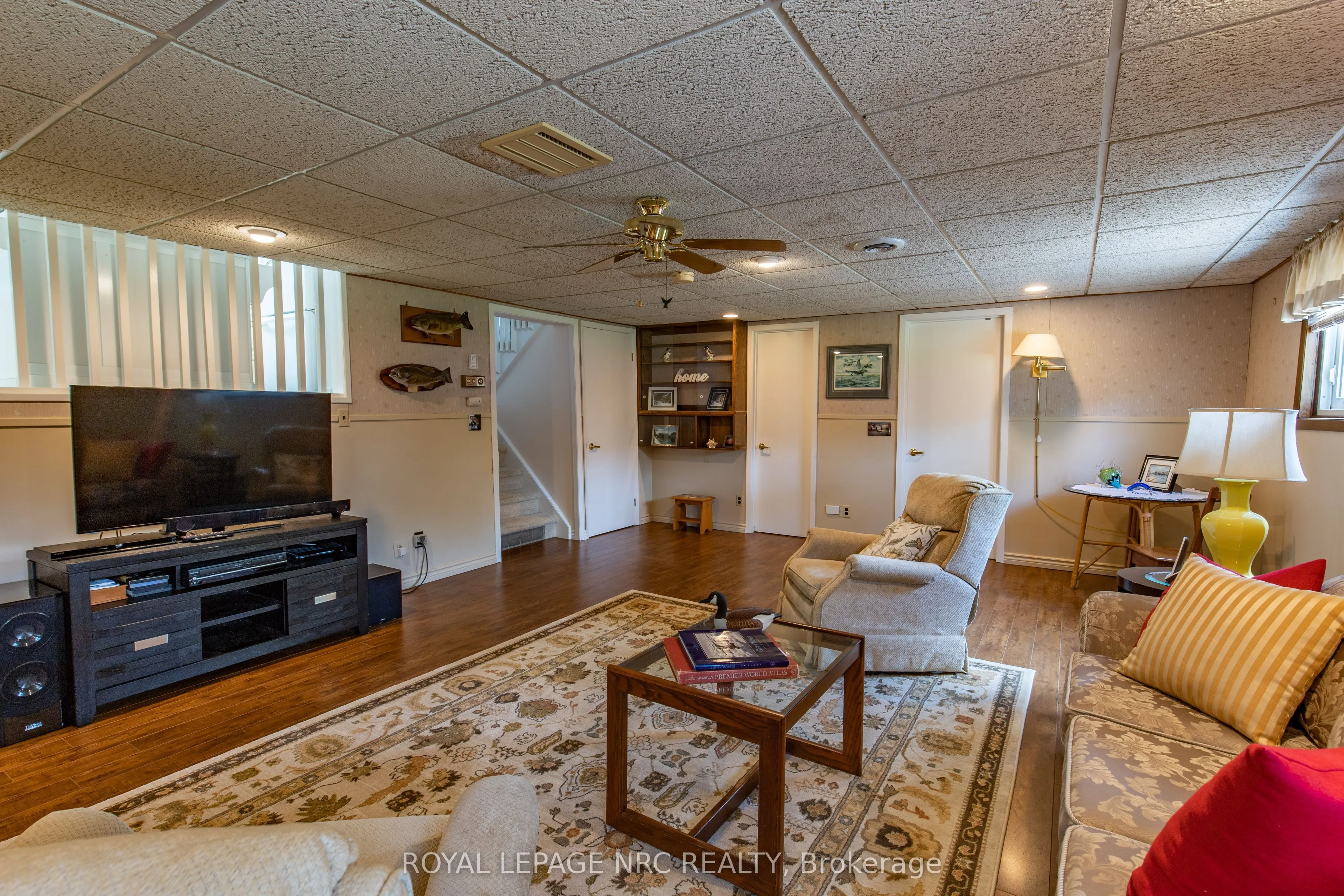 29 Michael Drive N