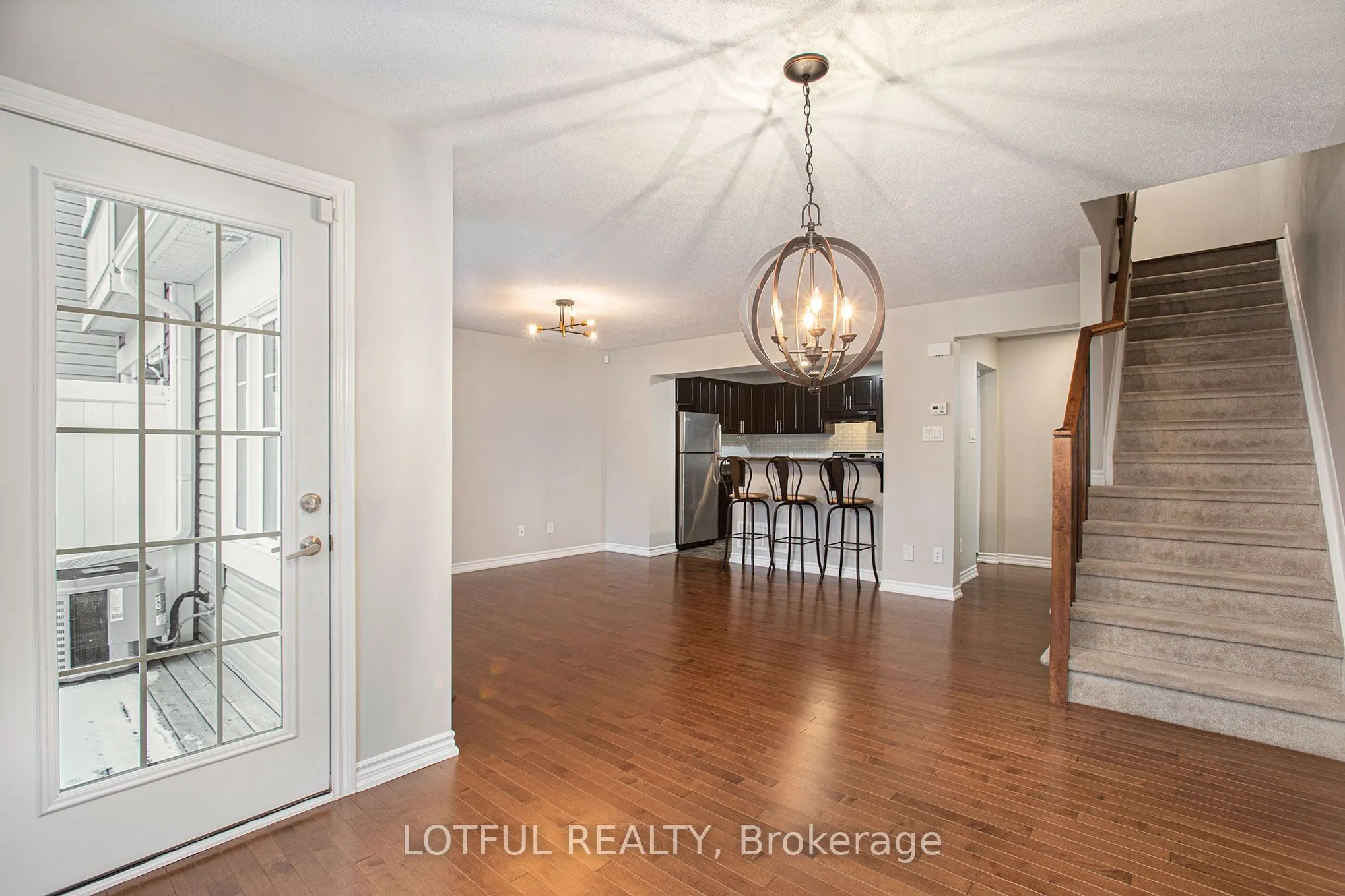 125 Grenadine Street