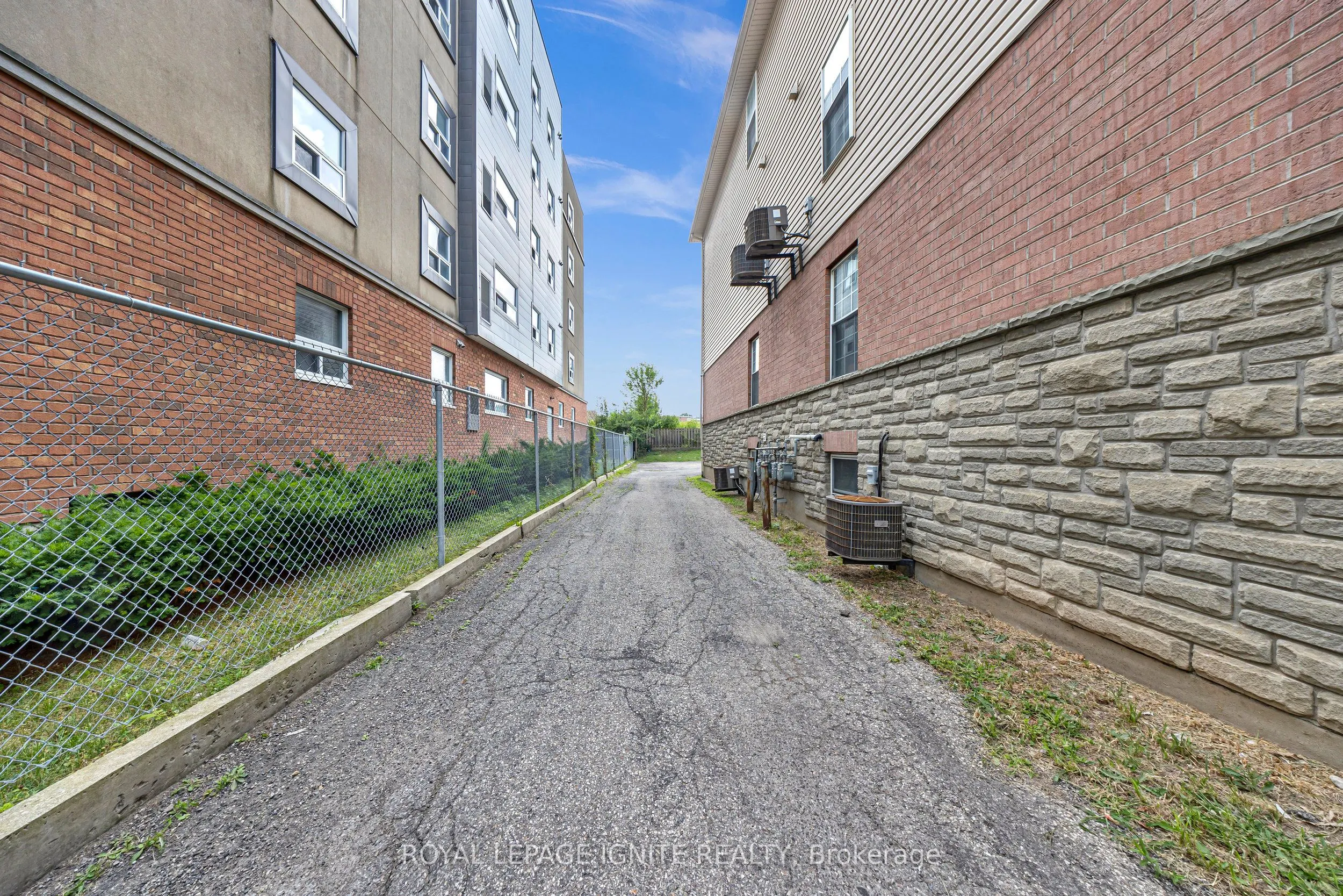 327 Spruce Street