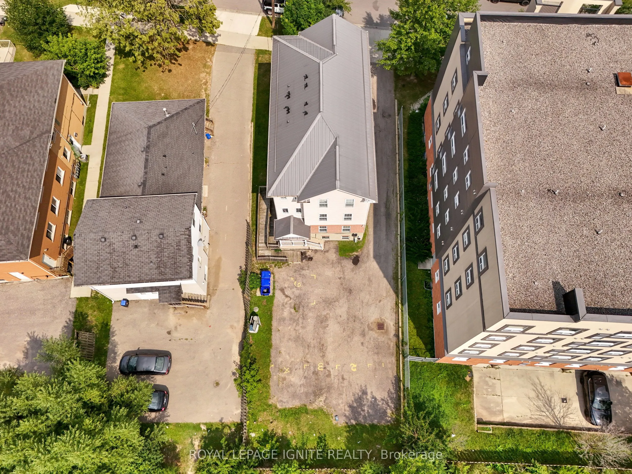 327 Spruce Street