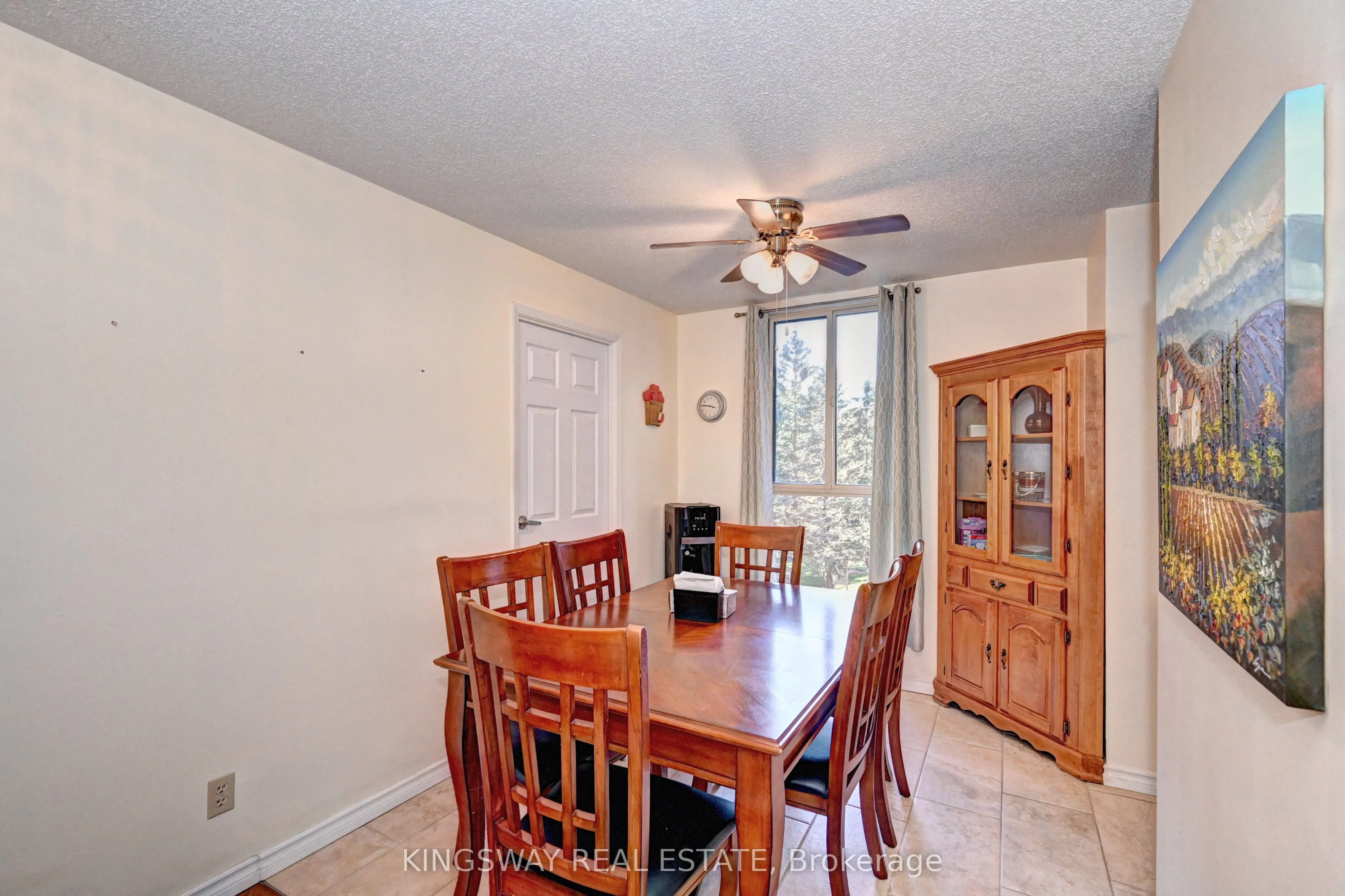 24 Marilyn Drive N, #401