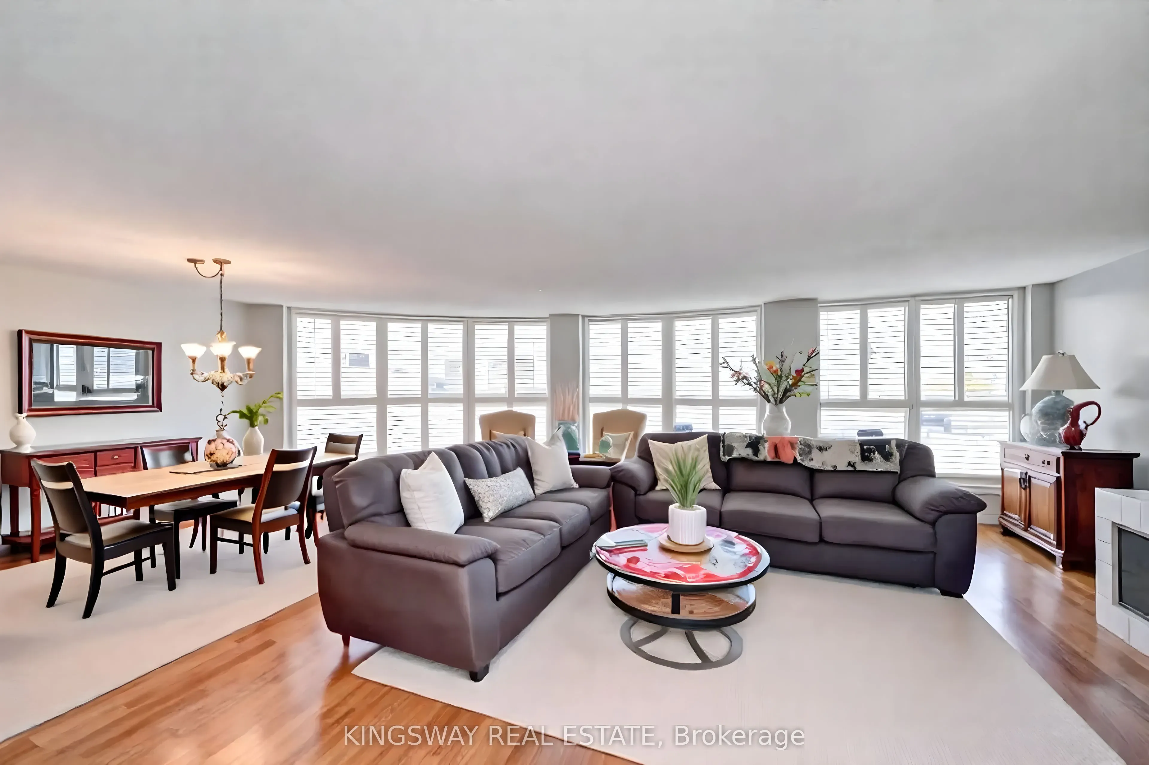 24 Marilyn Drive N, #401