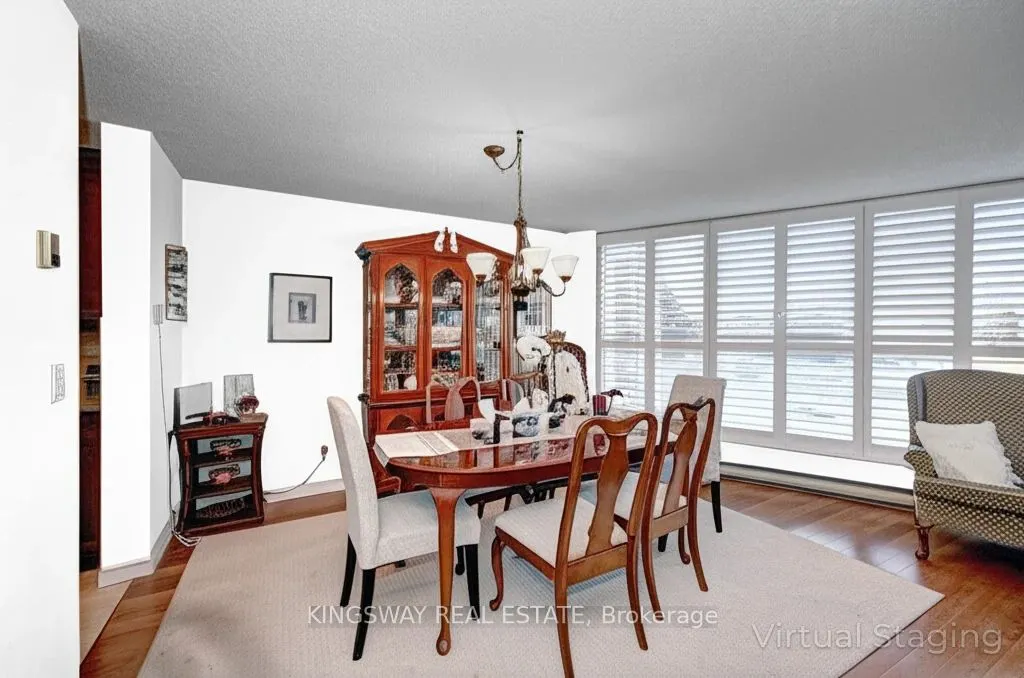 24 Marilyn Drive N, #401