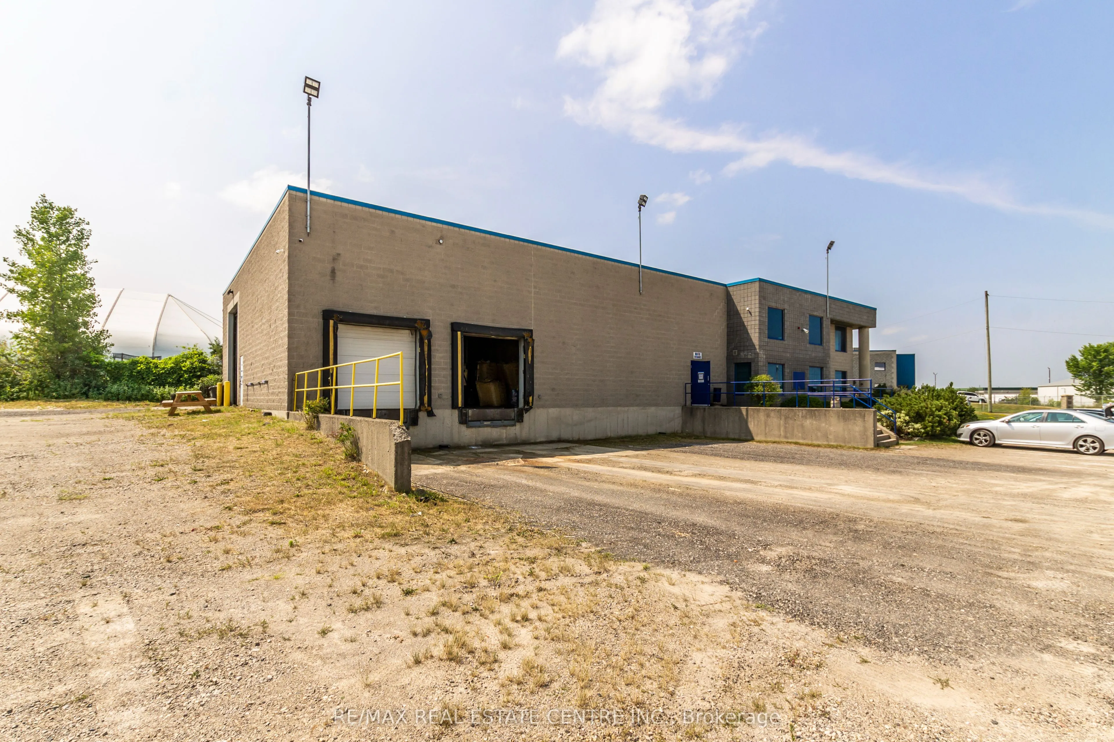 10 Kerr Crescent
