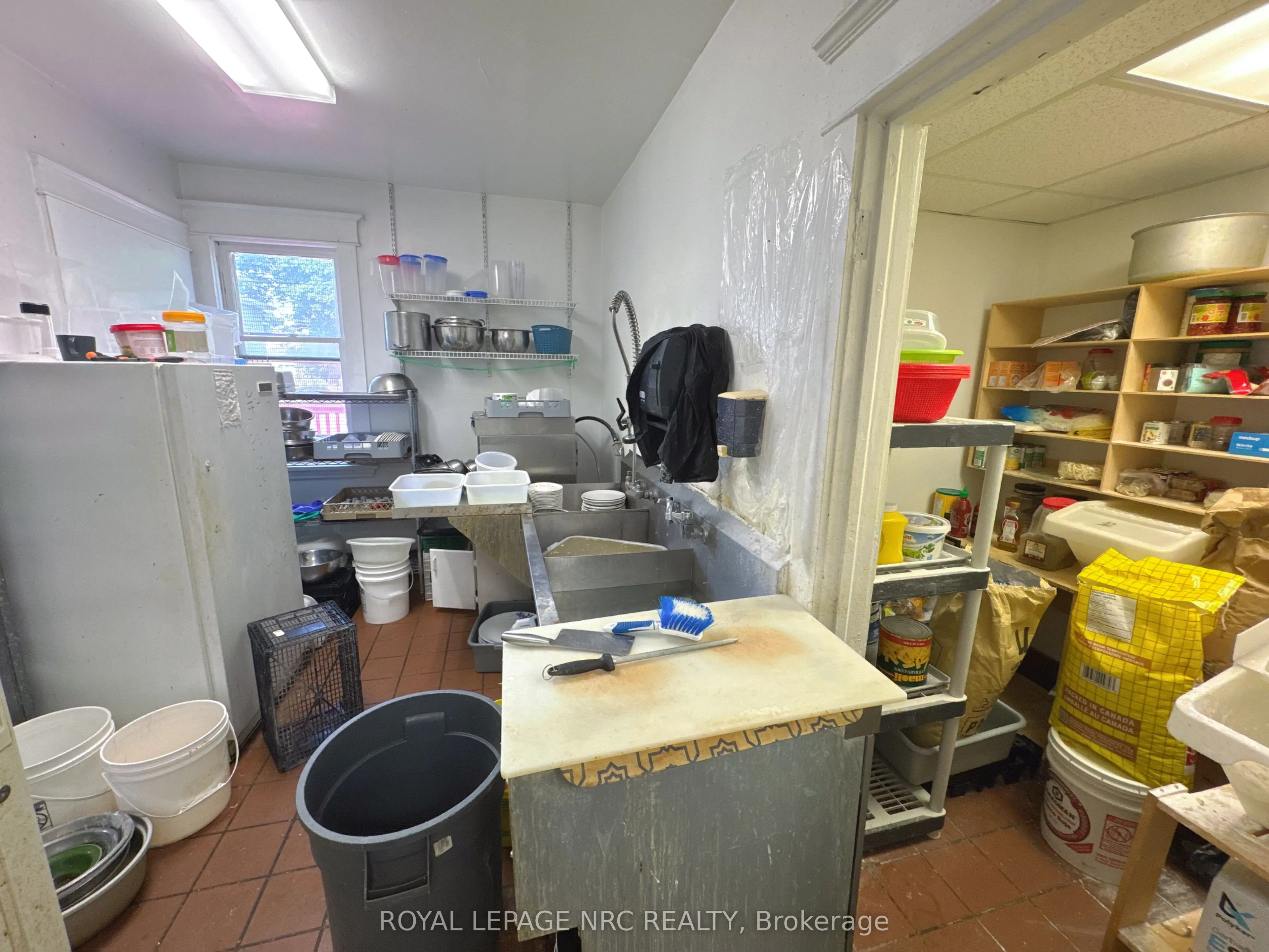 5689 Main Street
