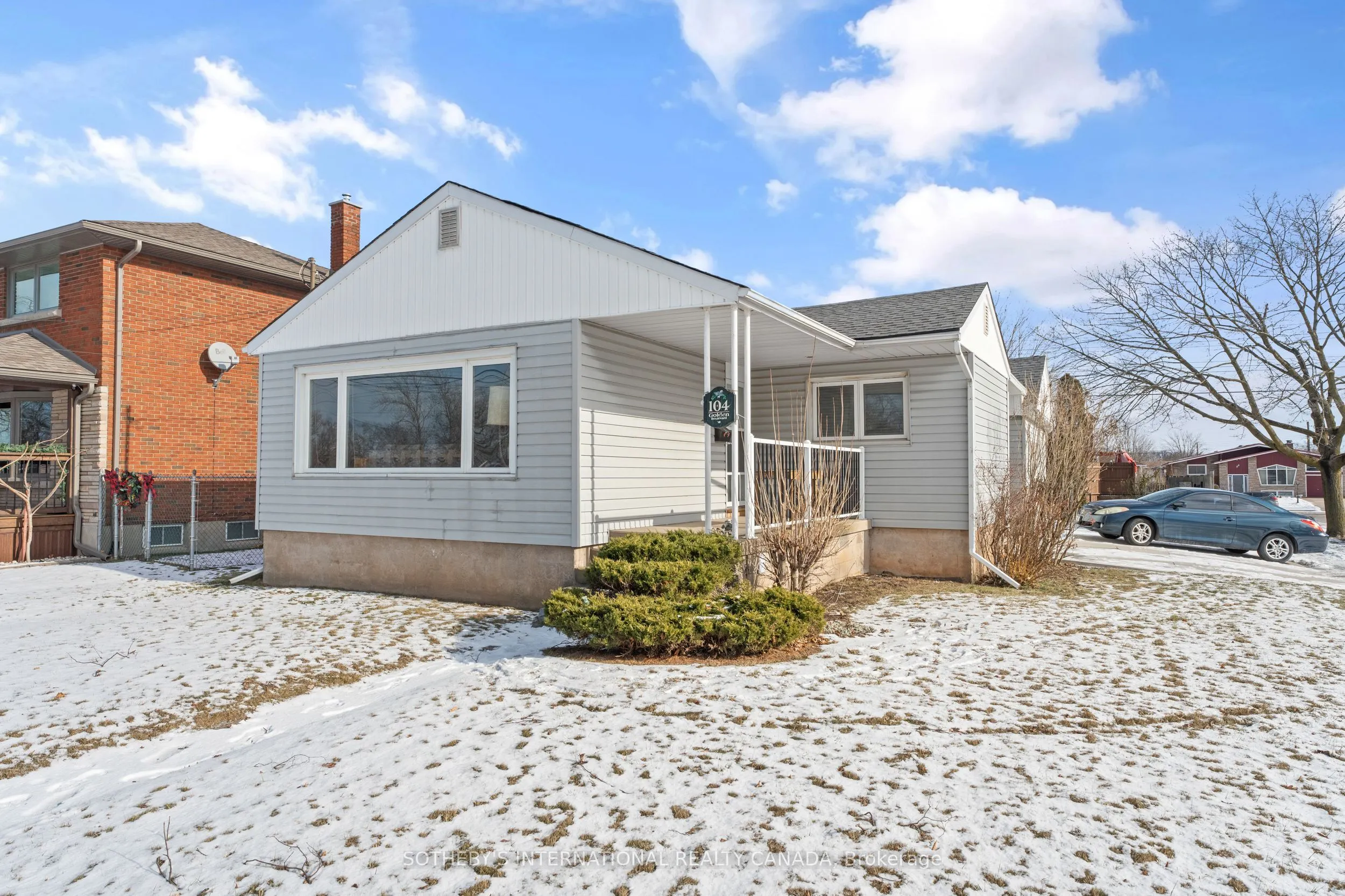 104 Golden Boulevard