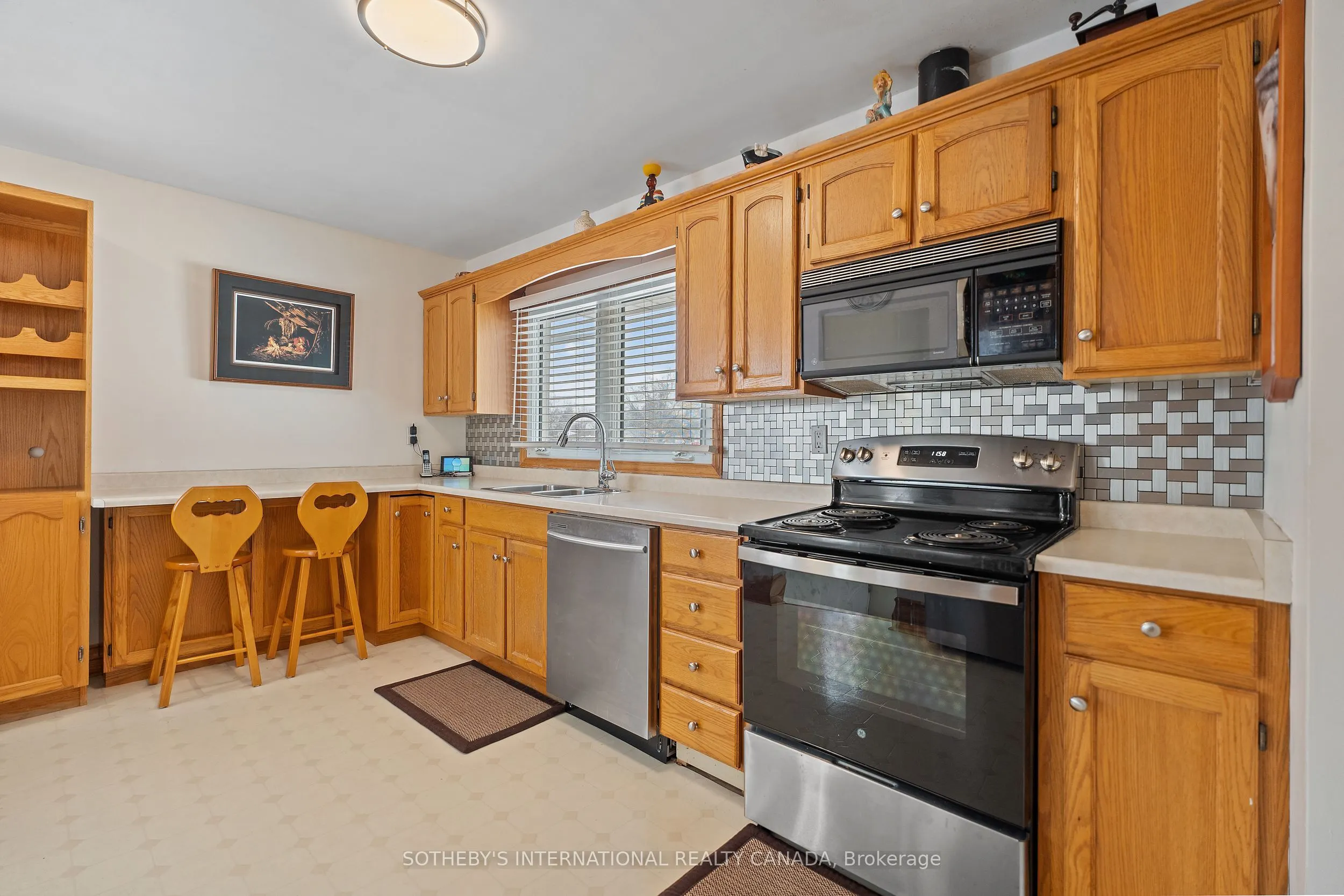 104 Golden Boulevard