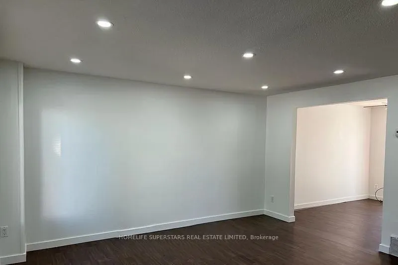 513 Parkview Crescent E, #4