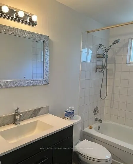 513 Parkview Crescent E, #4