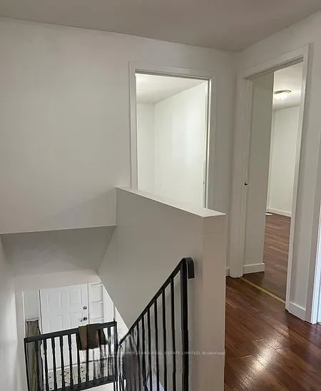 513 Parkview Crescent E, #4
