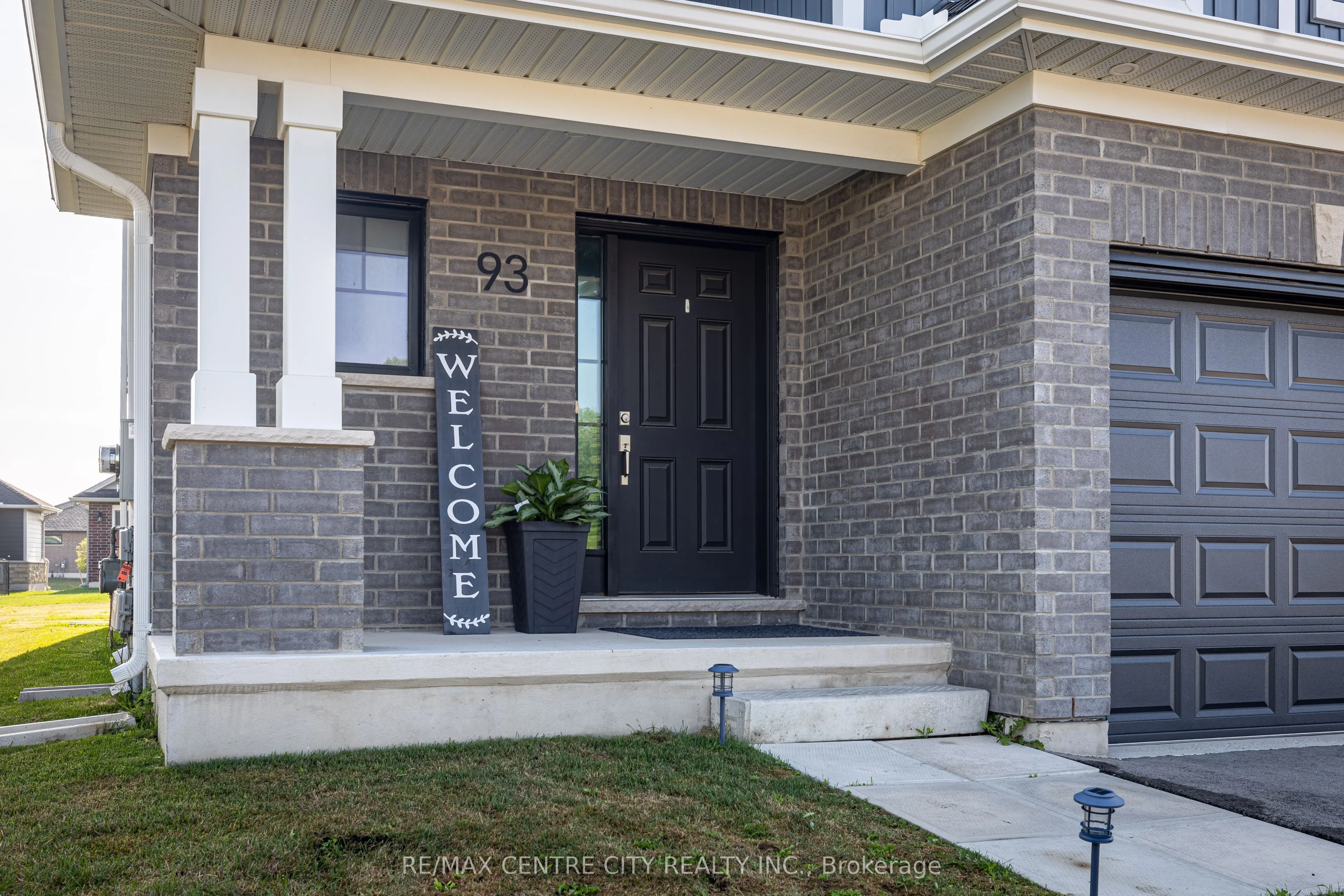 93 Benjamin Parkway